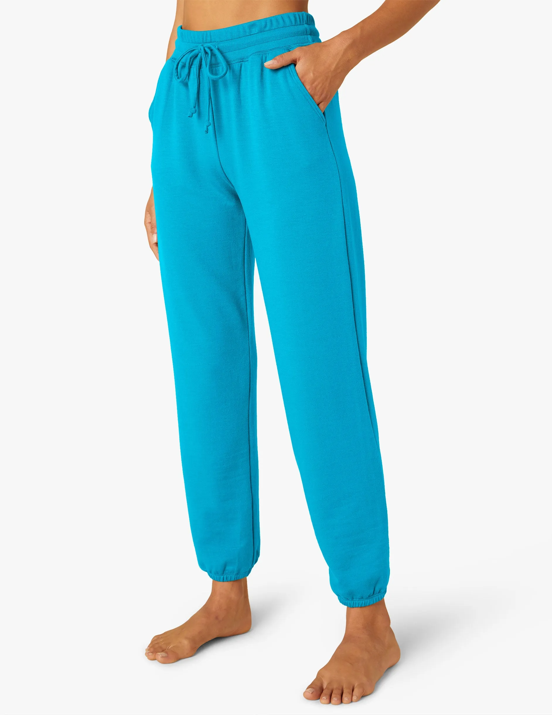 Weekender Pant sold by Beyond Yoga product image thumbnail 2