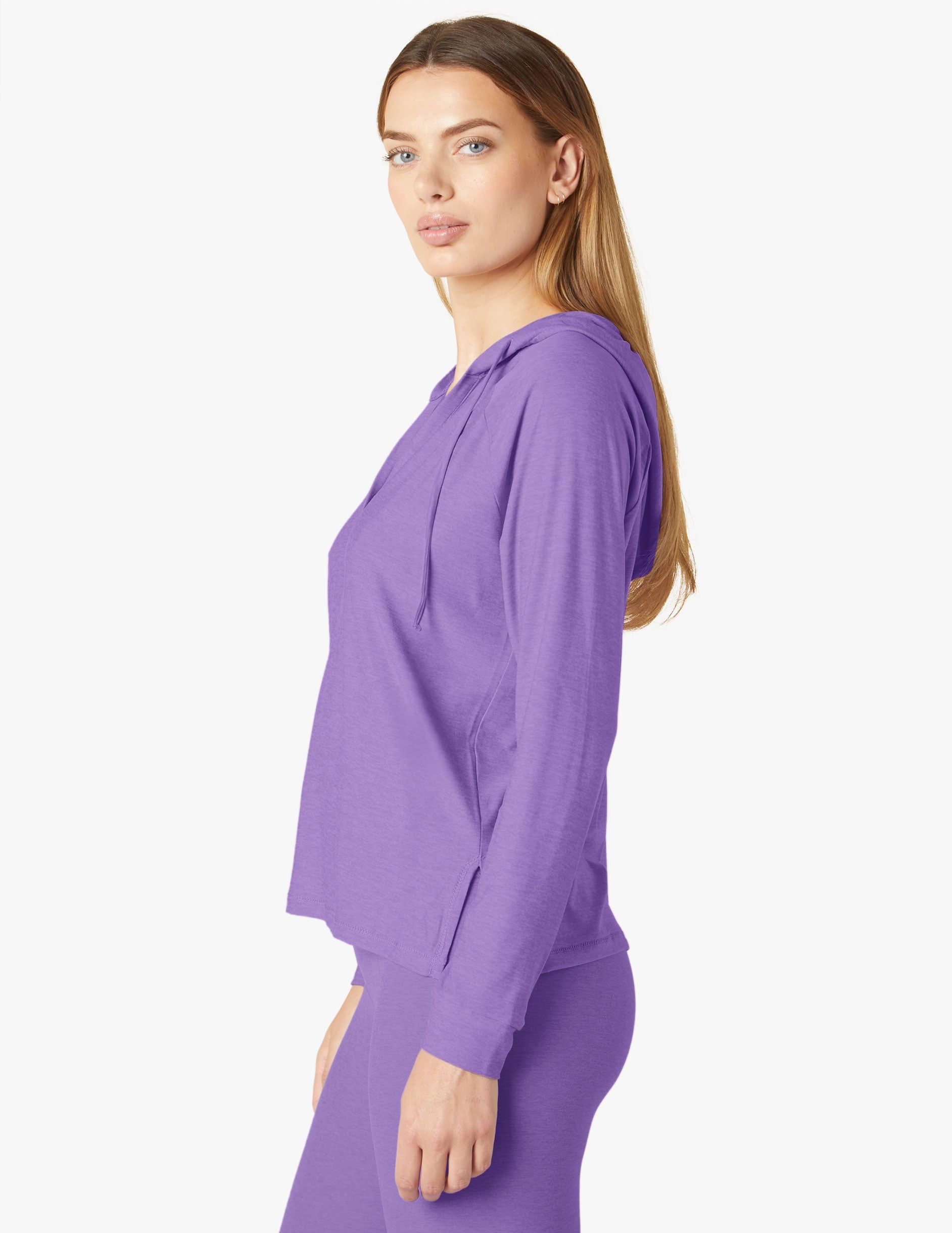 Featherweight The Splits Hoodie sold by Beyond Yoga product image thumbnail 3