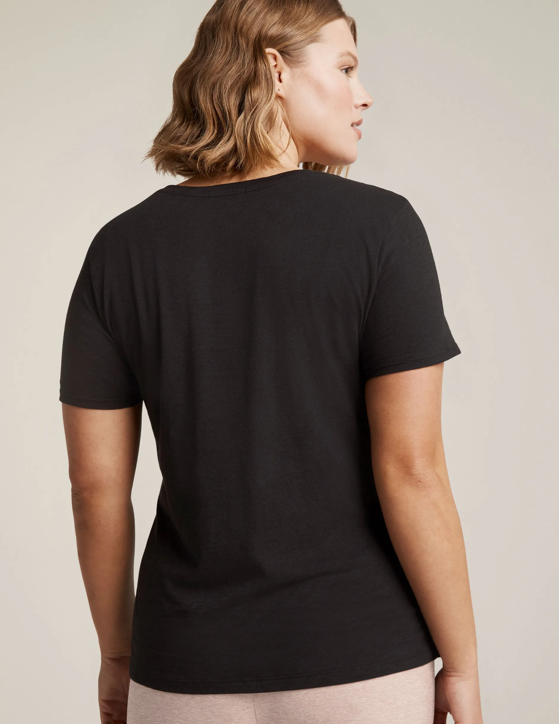 Signature V-Neck Tee sold by Beyond Yoga product image thumbnail 3