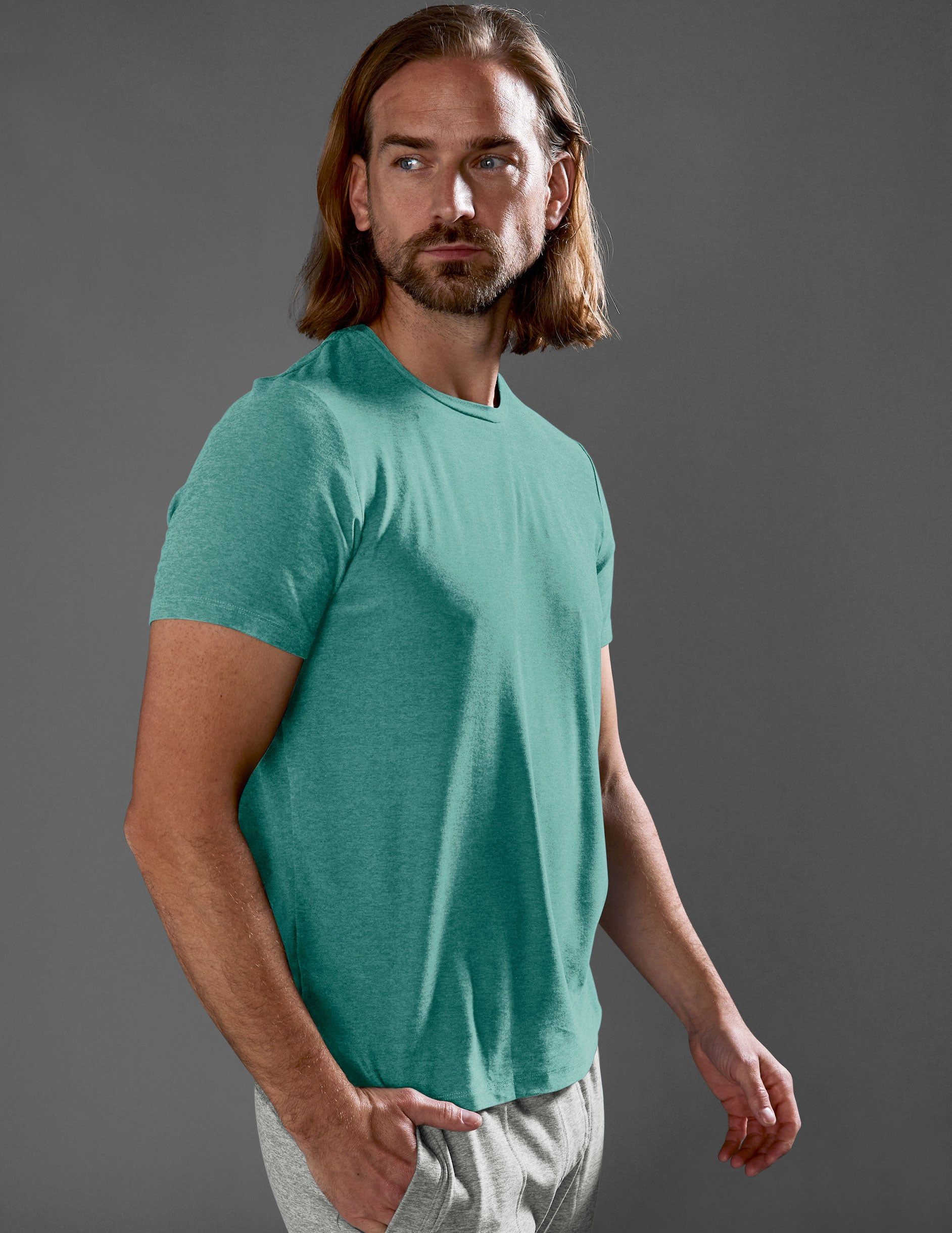 Featherweight Always Beyond Men's Crew Tee sold by Beyond Yoga product image thumbnail 3
