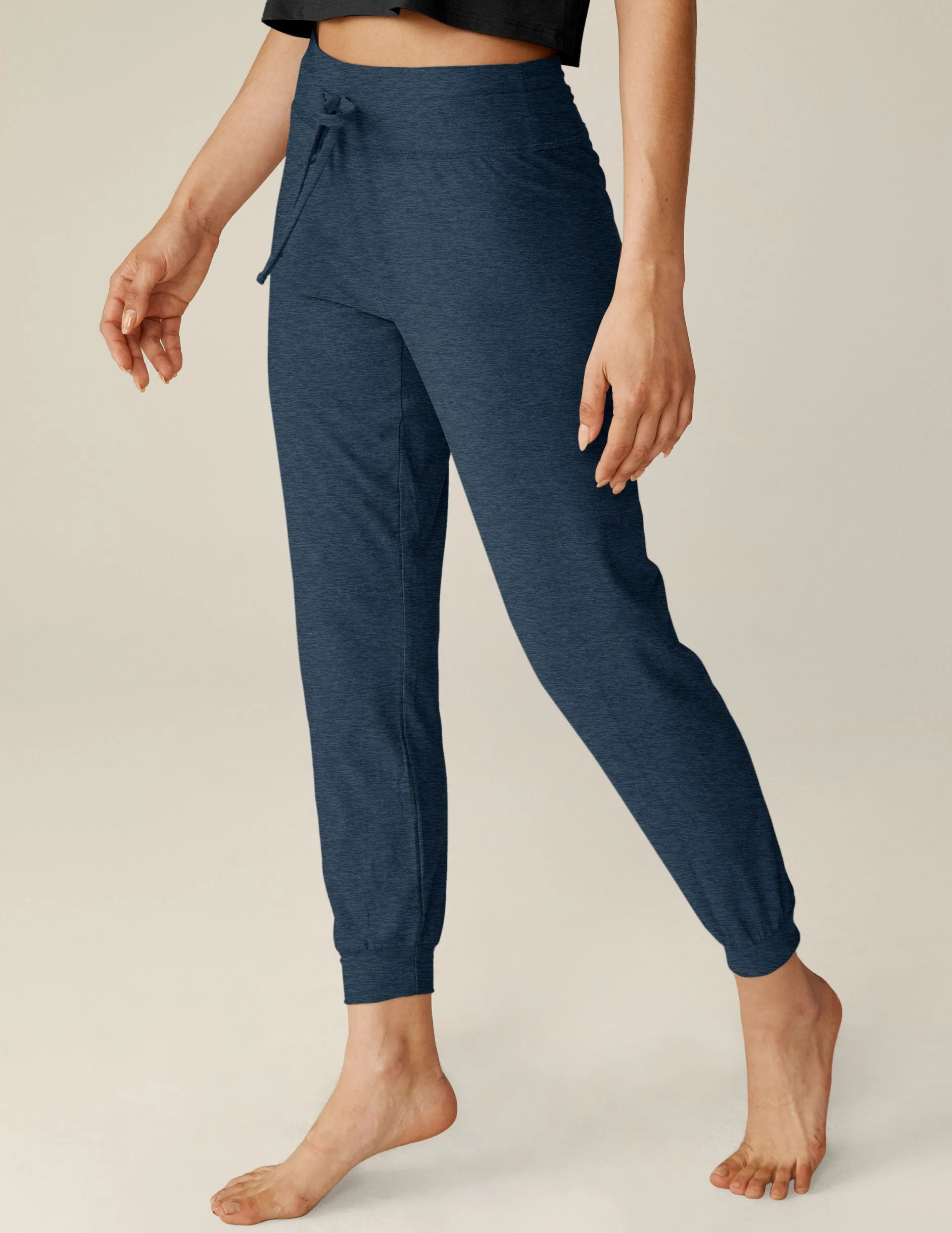 Featherweight Lounge Around Midi Jogger sold by Beyond Yoga product image thumbnail 2
