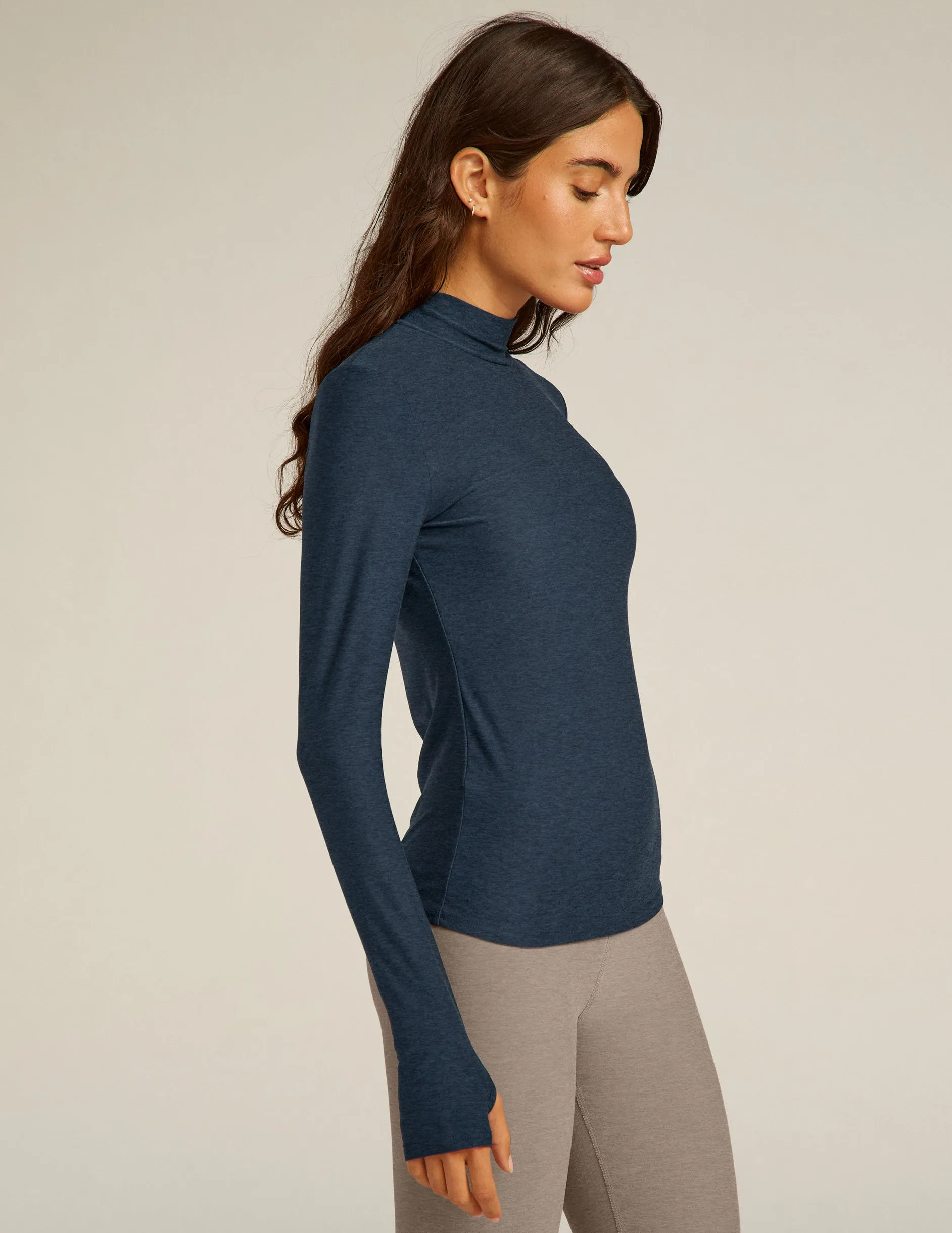 Featherweight Moving On Pullover sold by Beyond Yoga product image thumbnail 2
