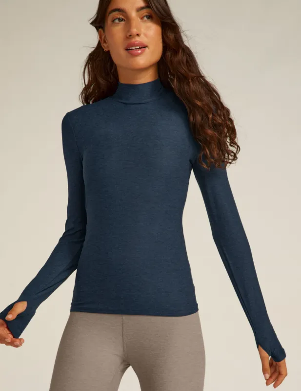 Featherweight Moving On Pullover sold by Beyond Yoga