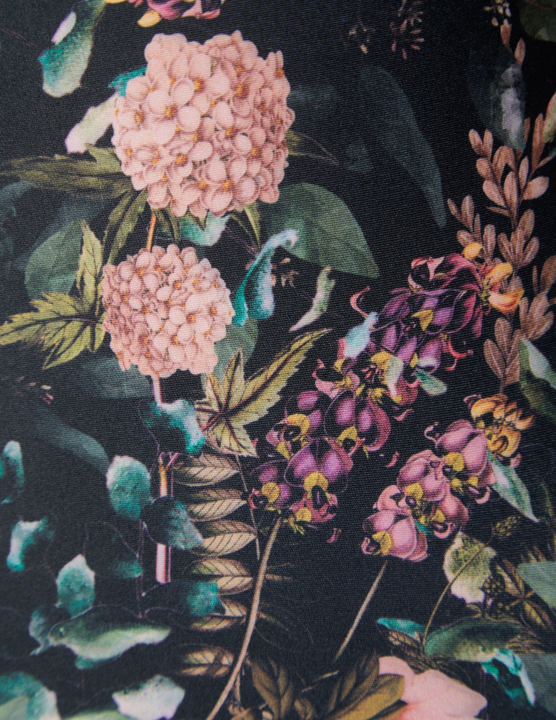 Forest Floral Endurance Light High Waisted Midi Legging sold by Beyond Yoga product image thumbnail 5