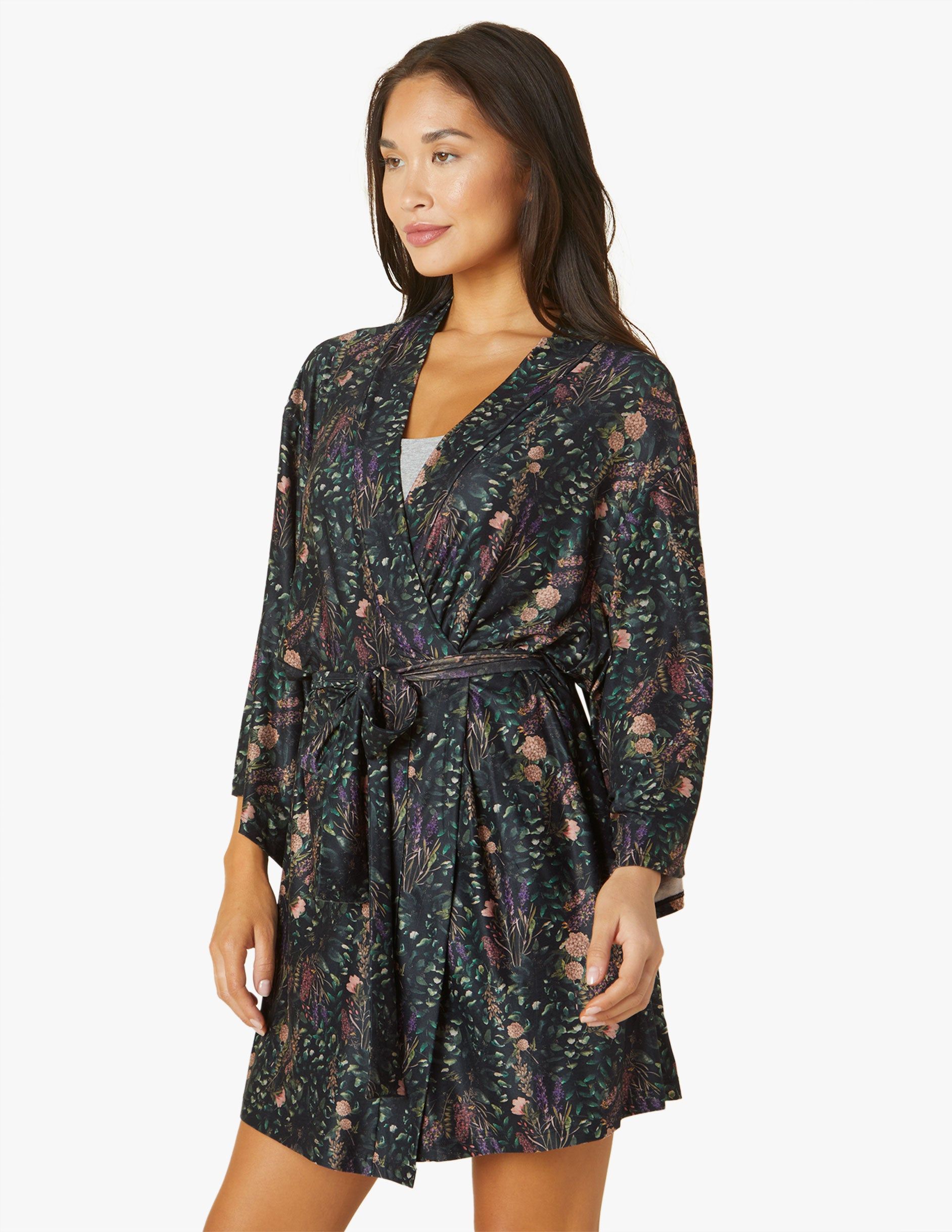 Featherweight SoftMark Comfort Queen Sleep Robe sold by Beyond Yoga product image thumbnail 2