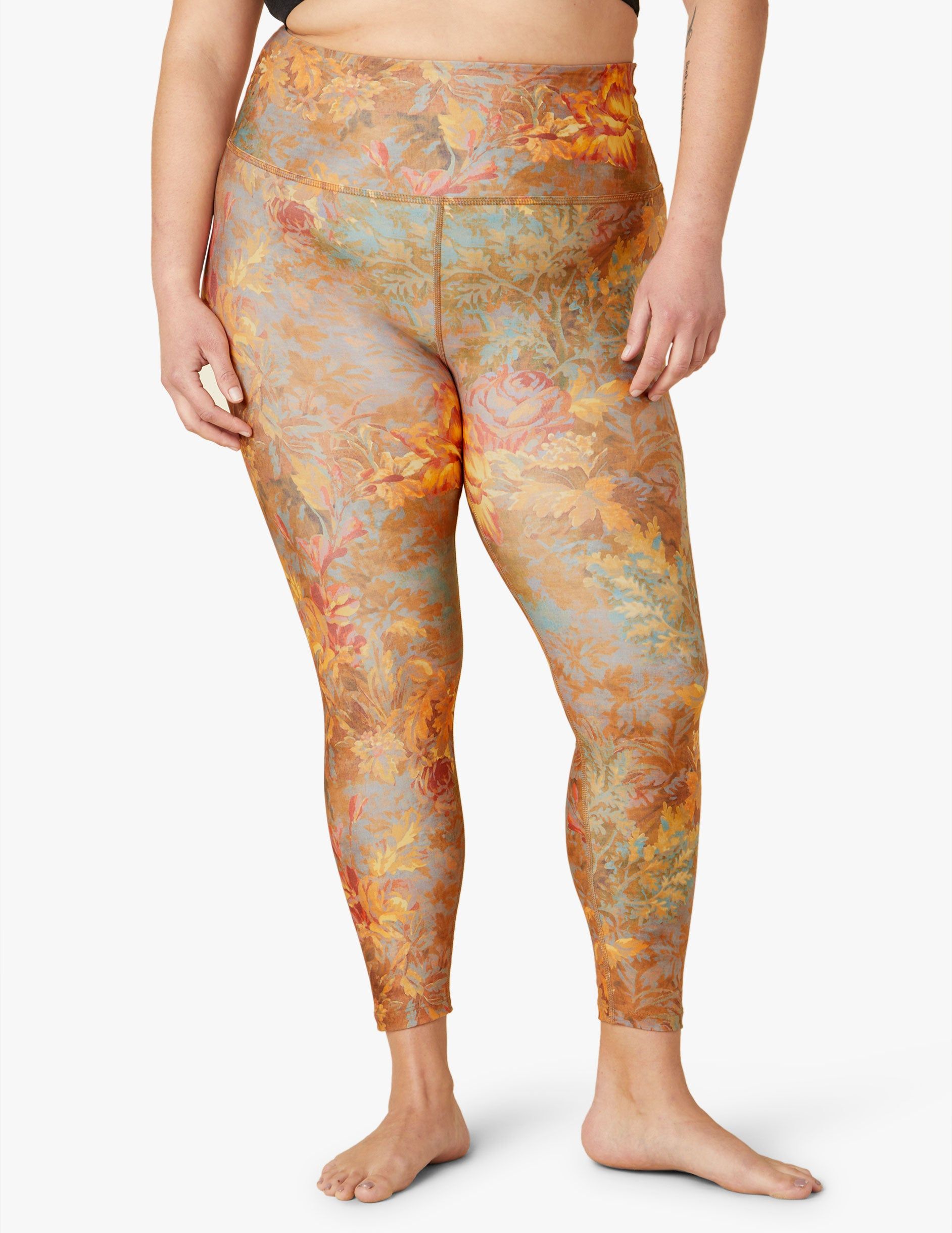Wallpaper Floral Endurance Light High Waisted Midi Legging sold by Beyond Yoga product image thumbnail 6