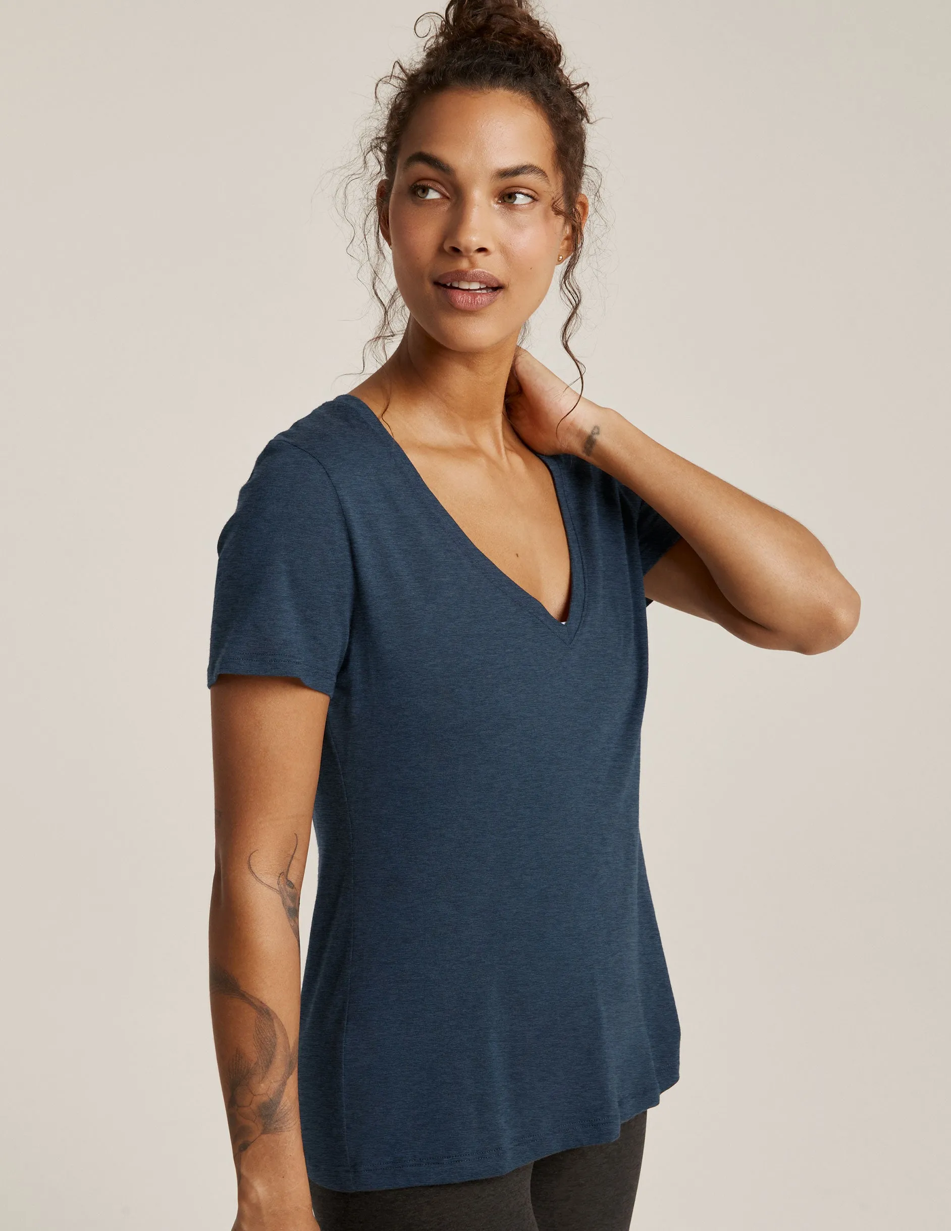 Signature V-Neck Tee sold by Beyond Yoga product image thumbnail 2