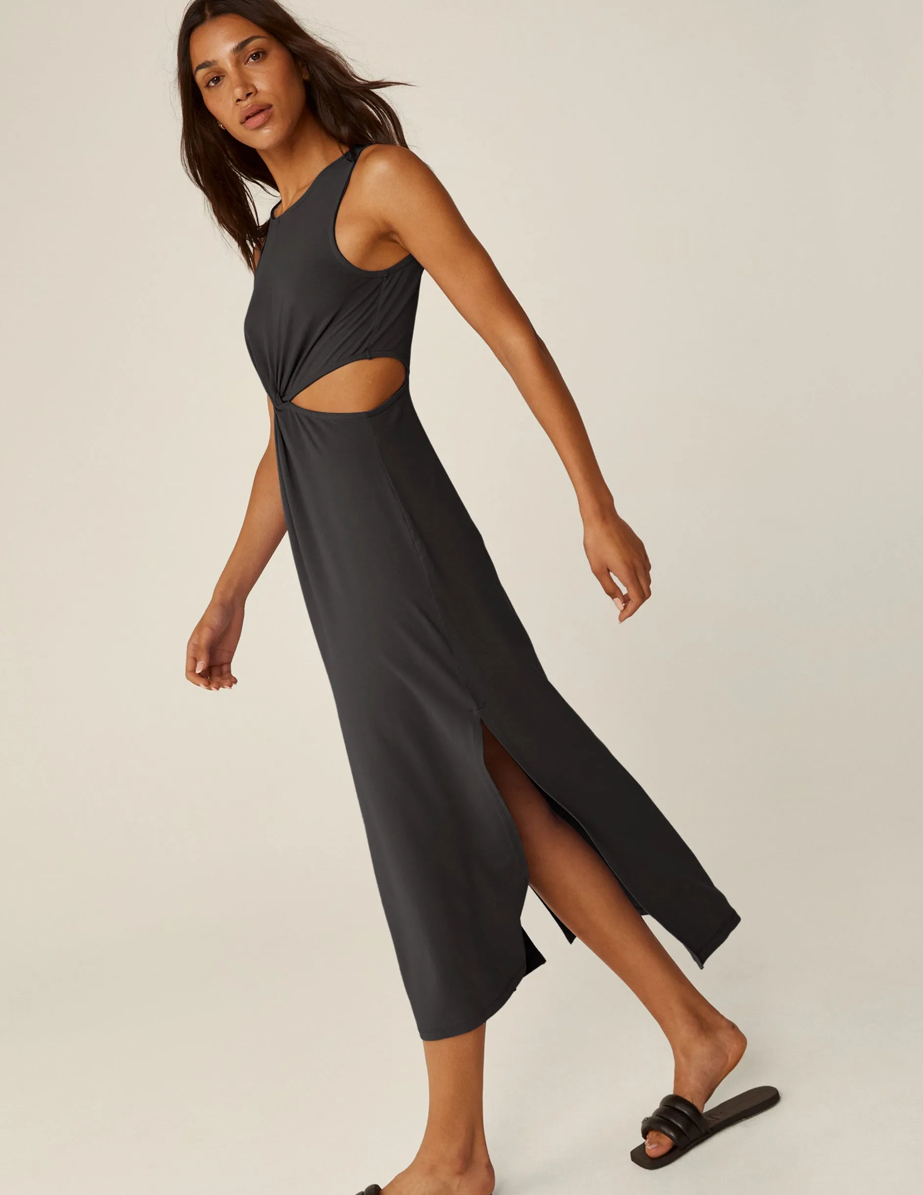 Around The World Front Twist Dress sold by Beyond Yoga product image thumbnail 3