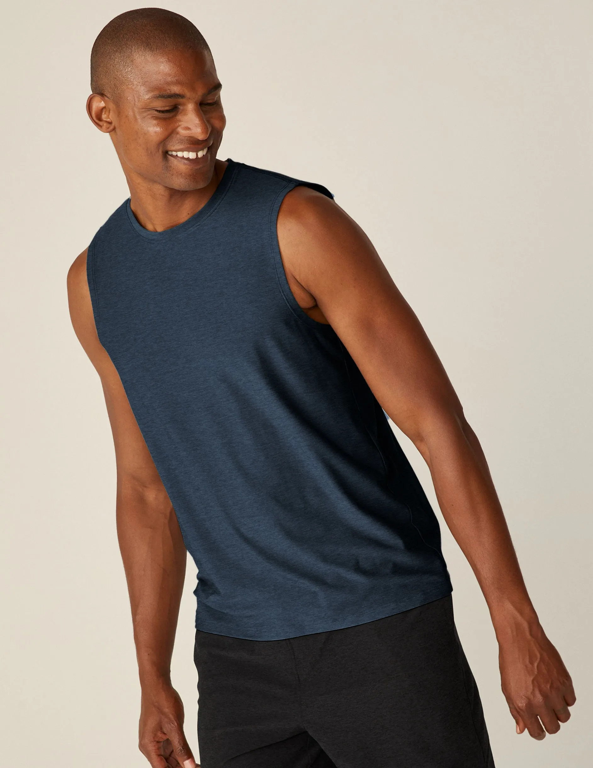 Featherweight Freeflo Men's Muscle Tank 2.0 sold by Beyond Yoga product image thumbnail 2