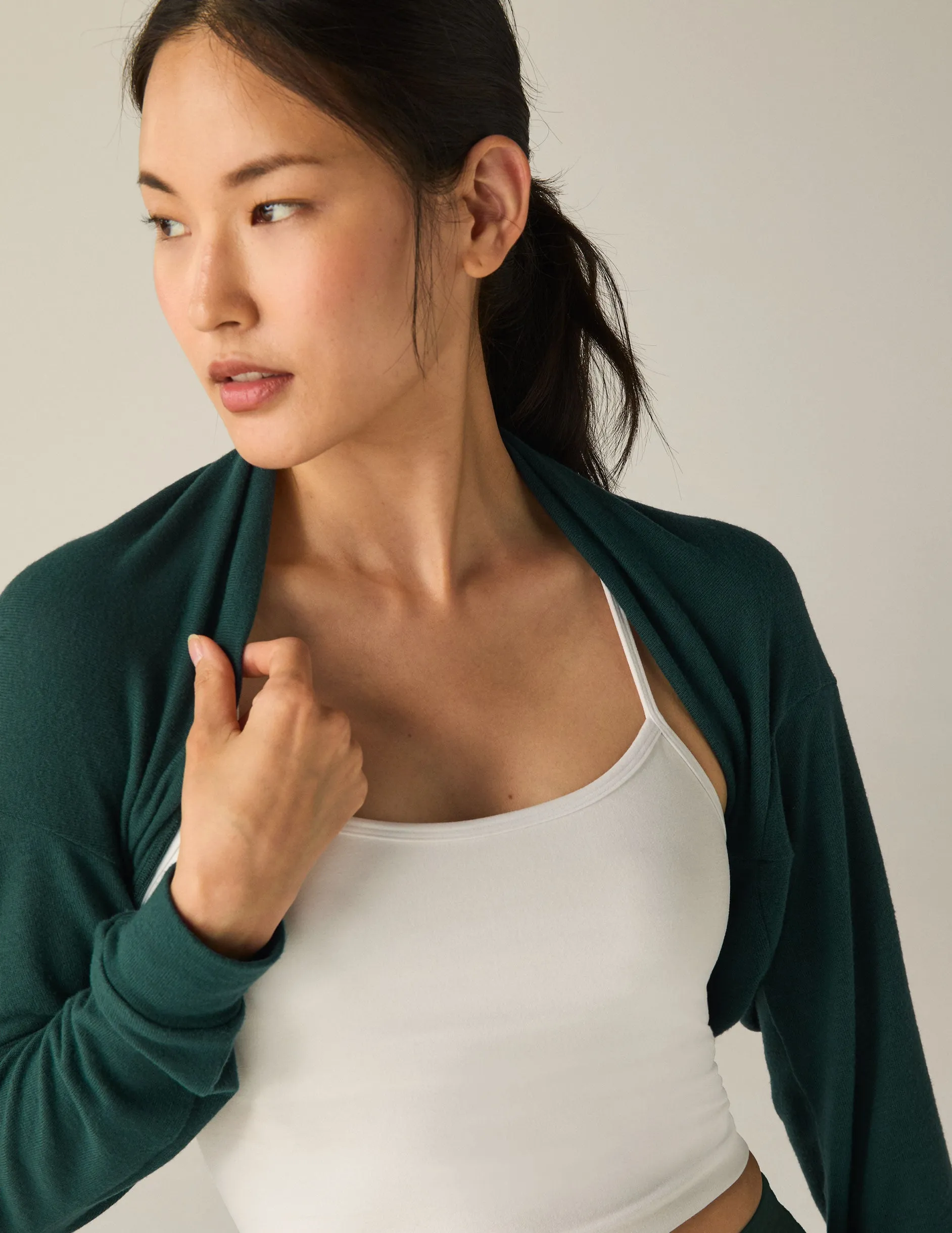 Duet 2-Way Convertible Shrug sold by Beyond Yoga product image thumbnail 5