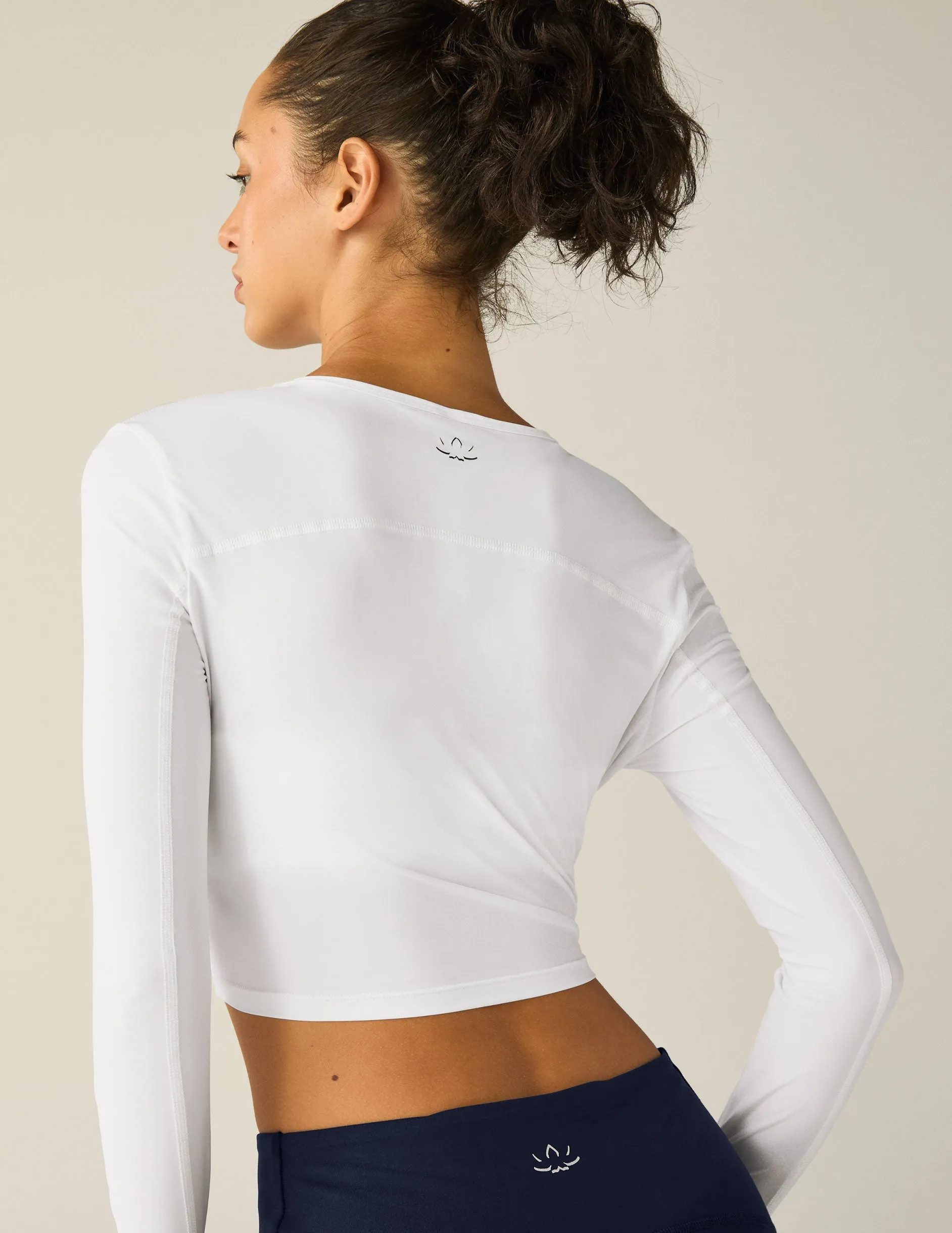 POWERBEYOND™ Lite Airshield Long Sleeve Cropped Top sold by Beyond Yoga product image thumbnail 3