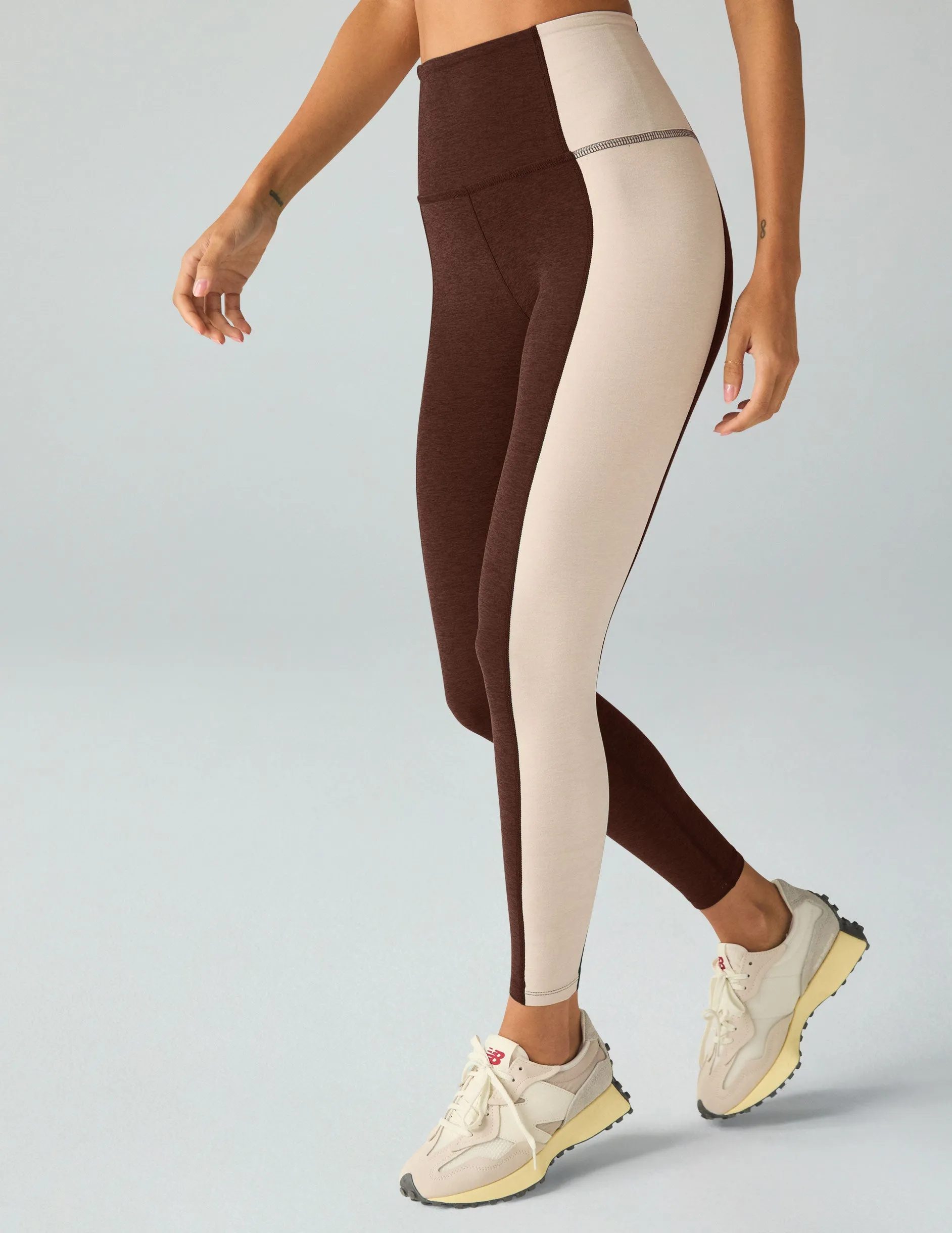 Spacedye Vitality Colorblock Legging sold by Beyond Yoga product image thumbnail 2