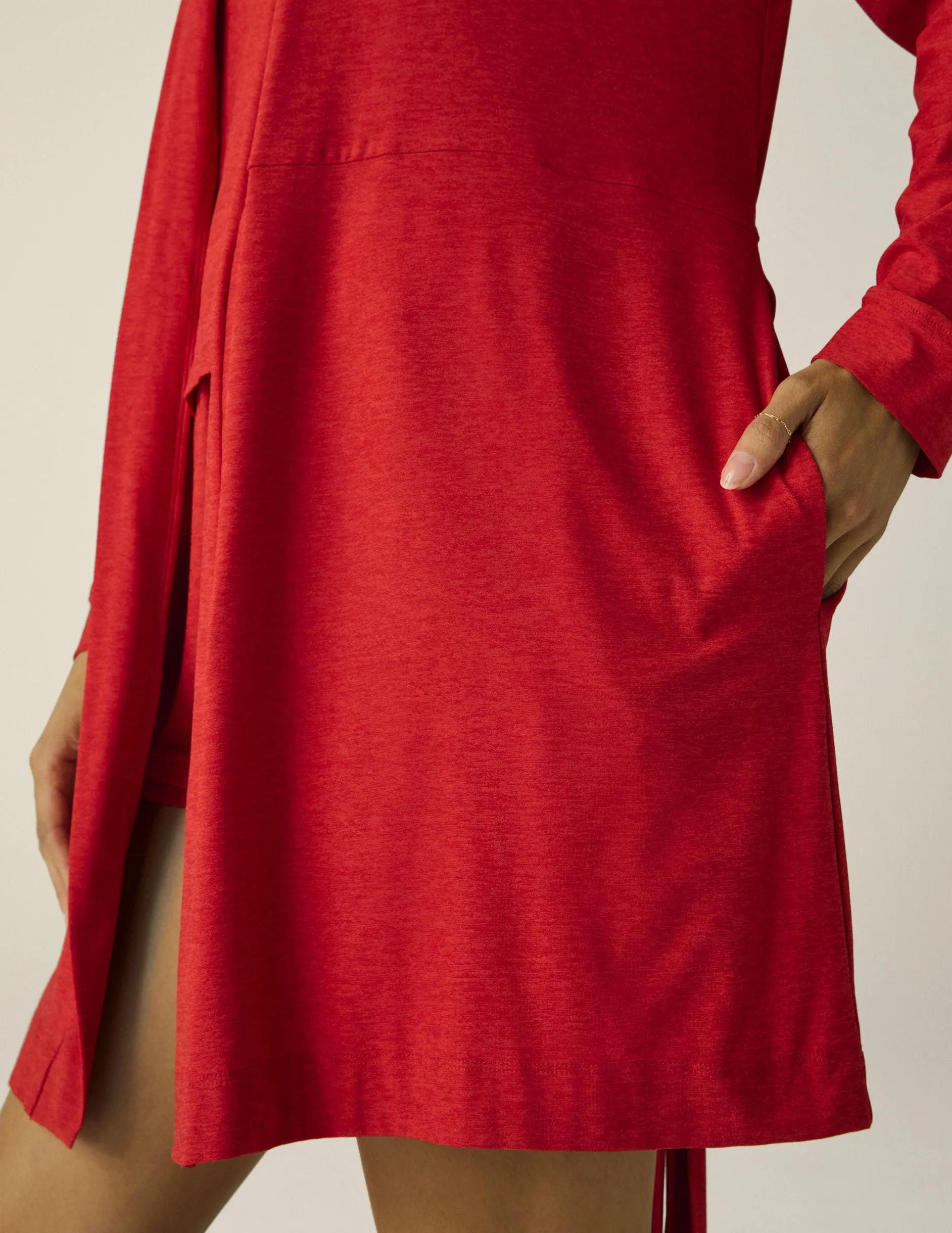 Featherweight Slow Mornings Pocket Robe sold by Beyond Yoga product image thumbnail 4