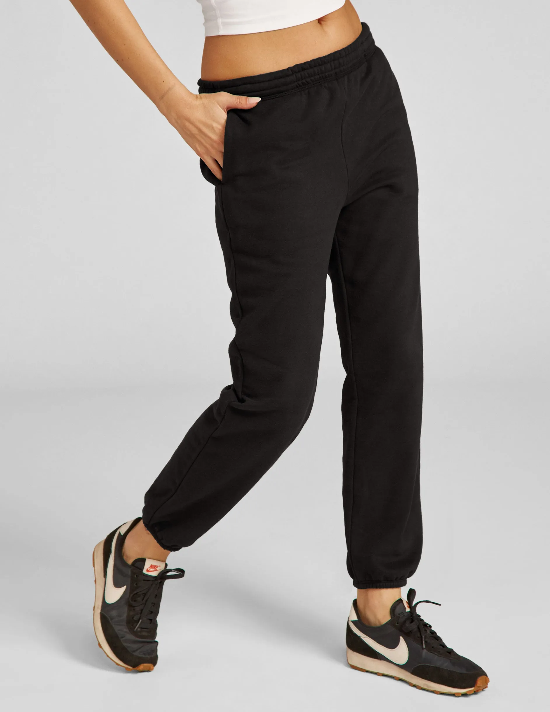 LuxeFleece Sweatpant sold by Beyond Yoga product image thumbnail 2