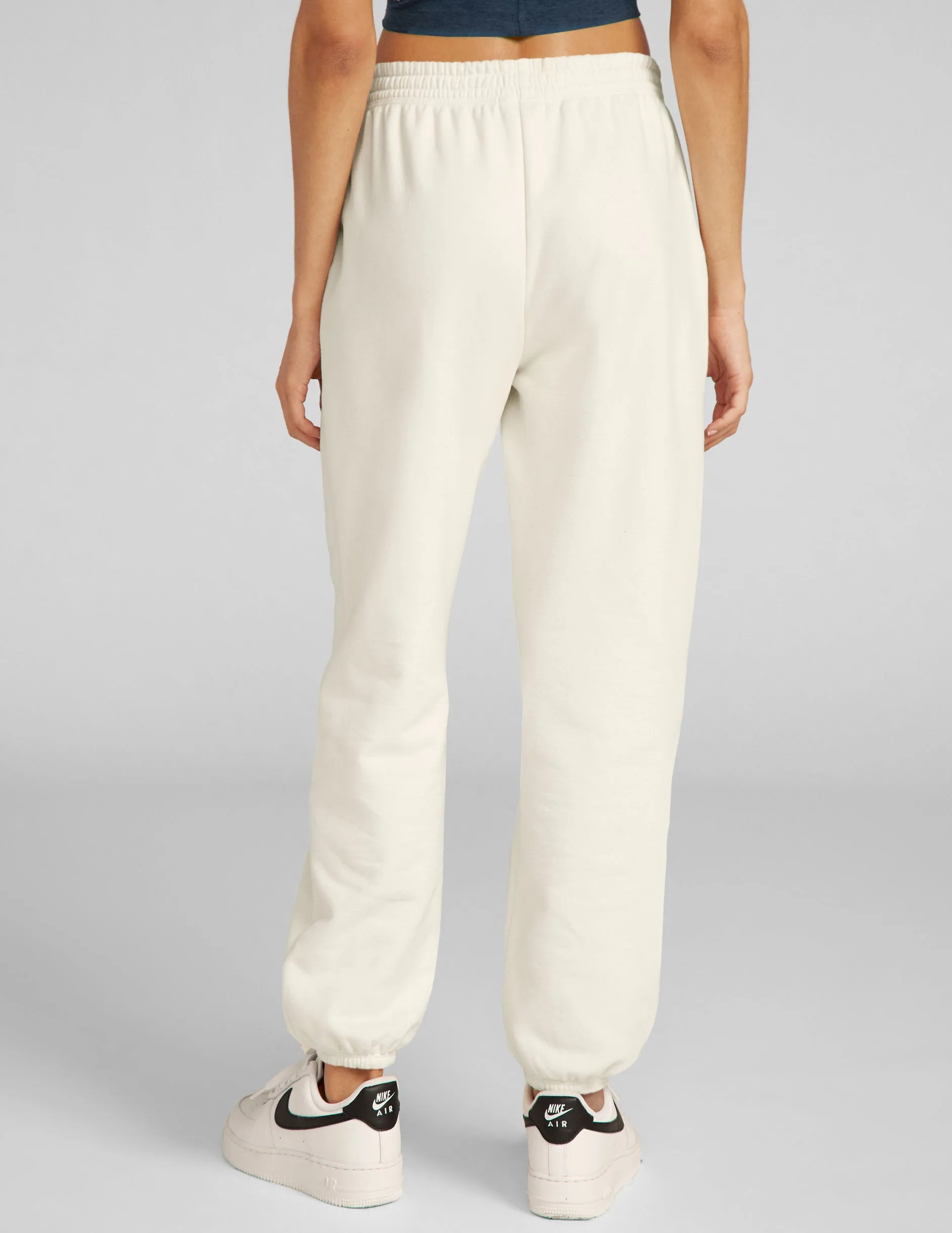 LuxeFleece Sweatpant sold by Beyond Yoga product image thumbnail 3