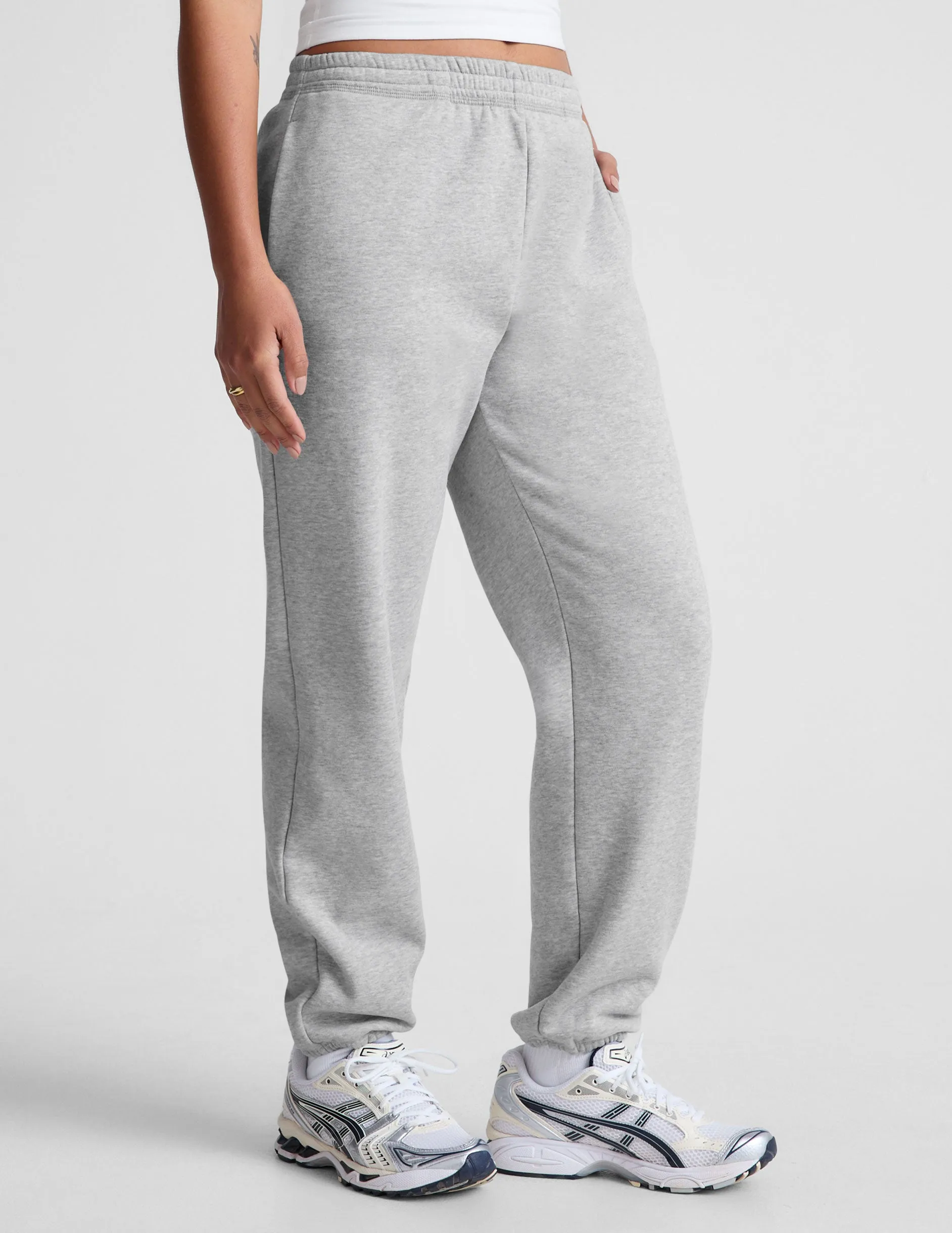 LuxeFleece Sweatpant sold by Beyond Yoga product image thumbnail 3
