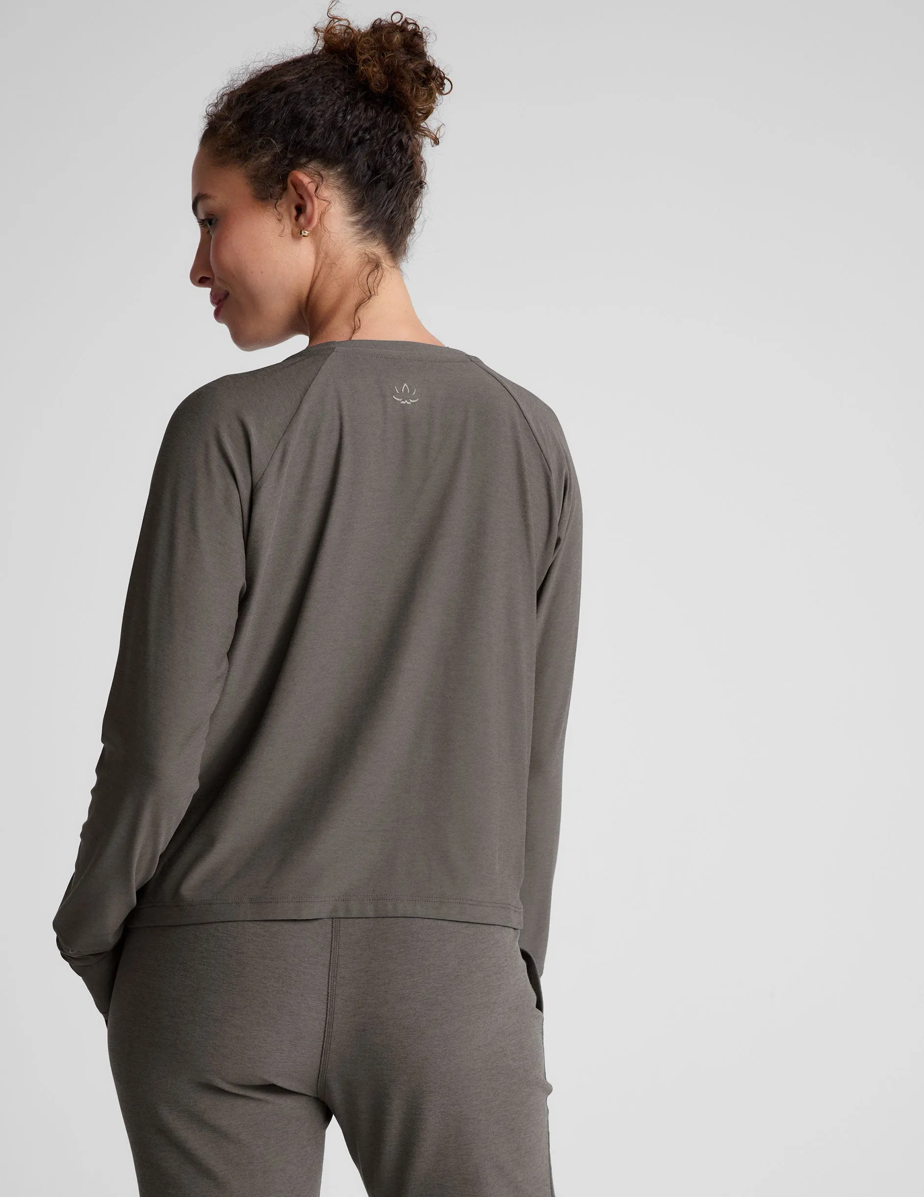 Featherweight Daydreamer Pullover sold by Beyond Yoga product image thumbnail 3