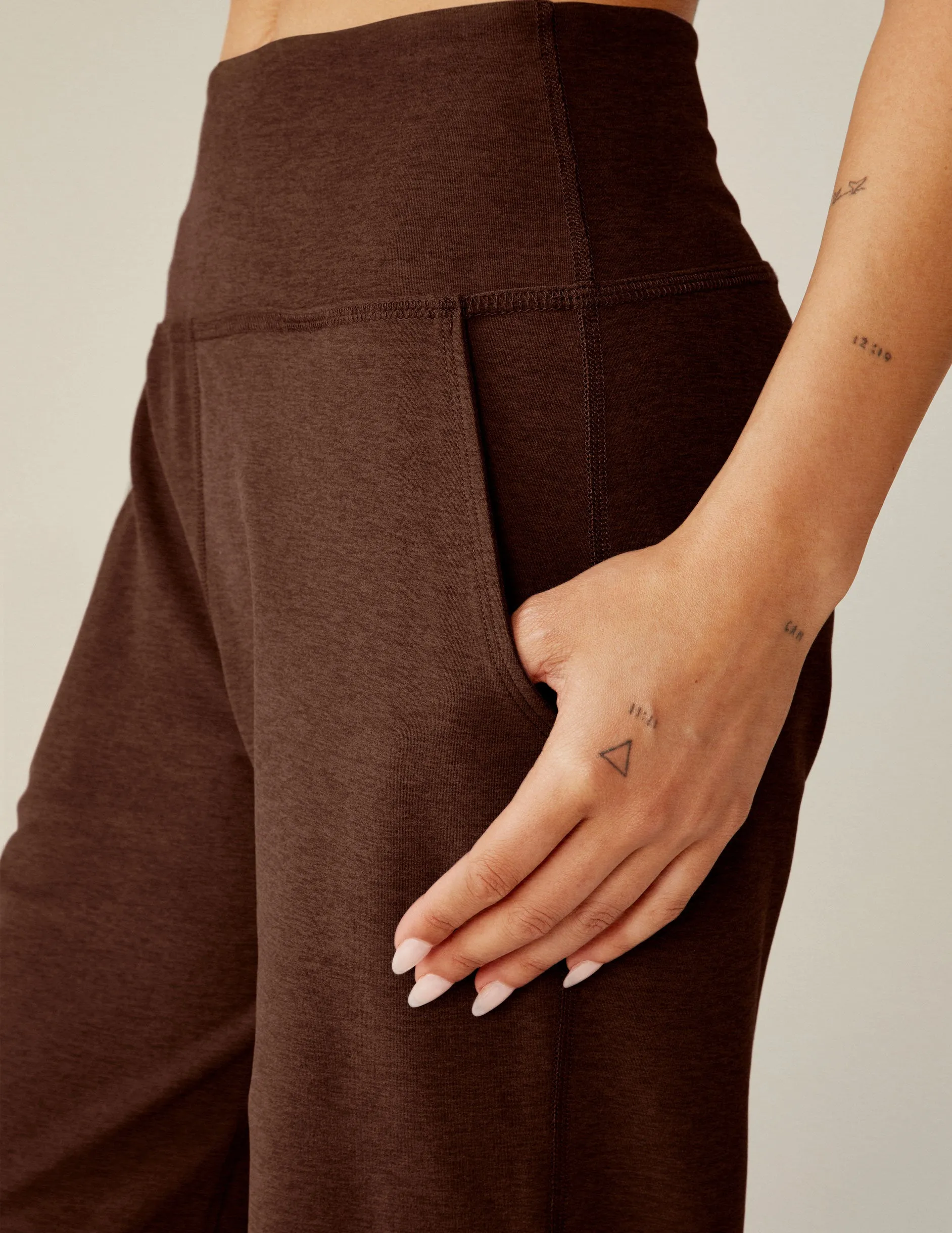 Spacedye Laid Back Wide Leg Pant sold by Beyond Yoga product image thumbnail 4