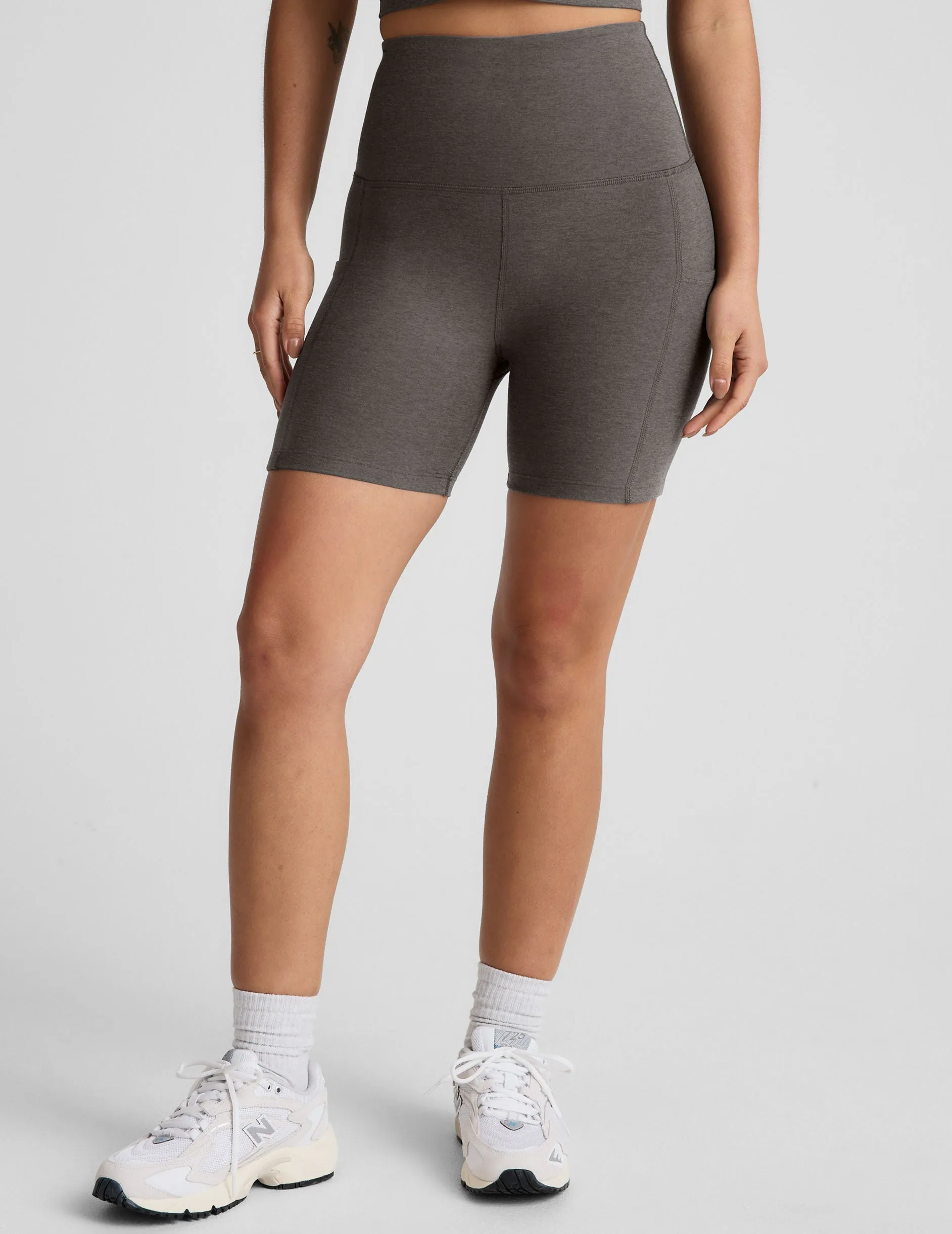 Spacedye Keep Pace 5" Pocket Short sold by Beyond Yoga