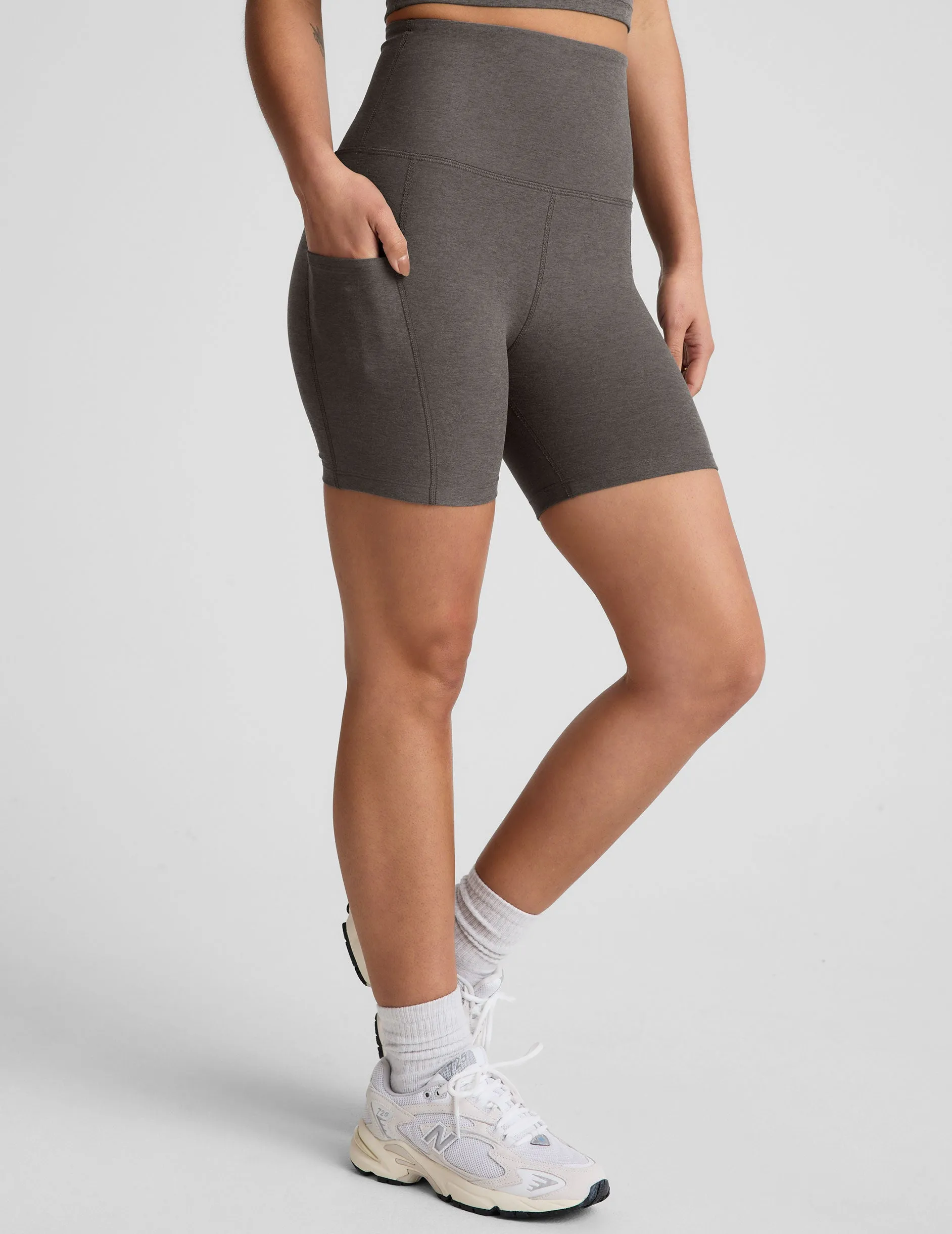 Spacedye Keep Pace 5" Pocket Short sold by Beyond Yoga product image thumbnail 2