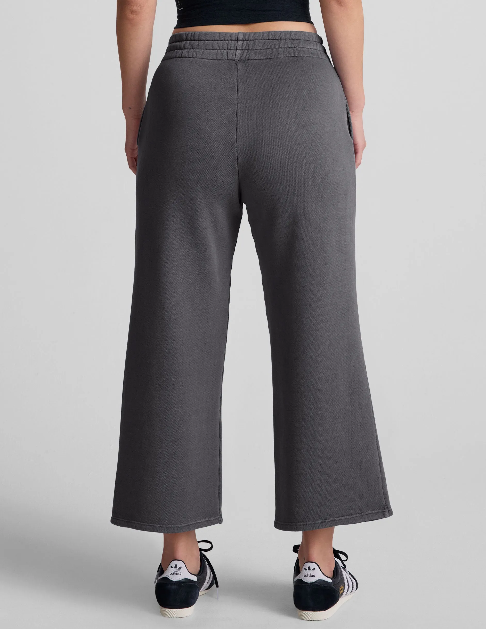 Cali Wide Leg Cropped Pant sold by Beyond Yoga product image thumbnail 4