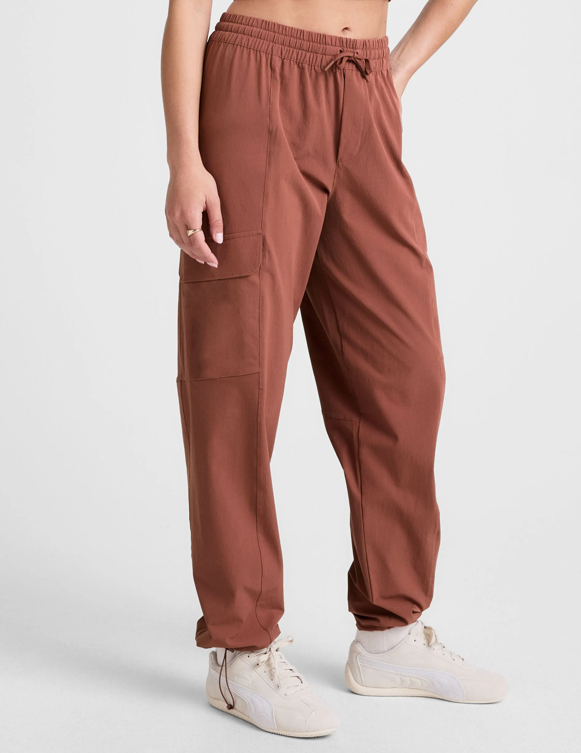 Peak Pant sold by Beyond Yoga product image thumbnail 3