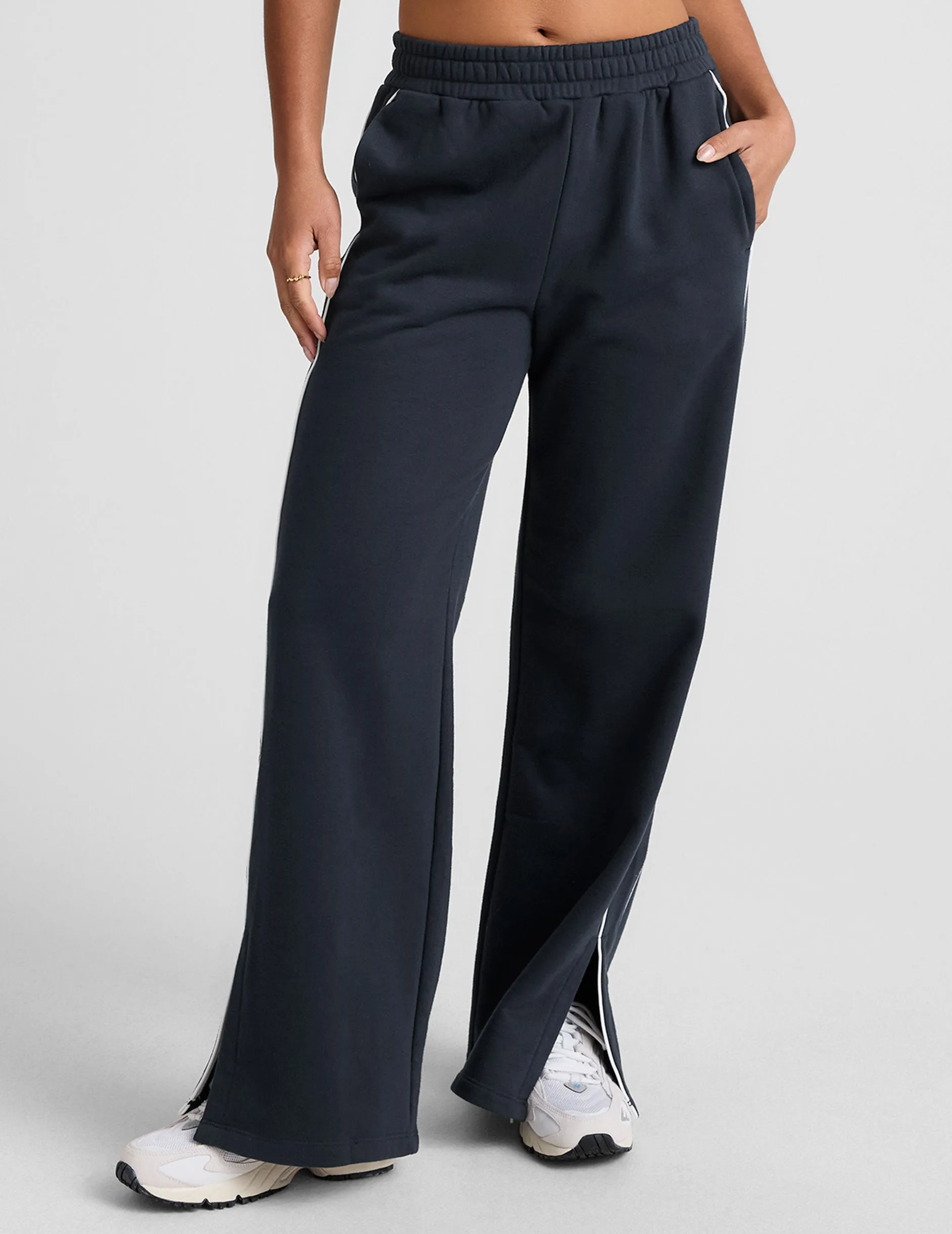 LuxeFleece Piper Wide Leg Pant sold by Beyond Yoga product image thumbnail 2