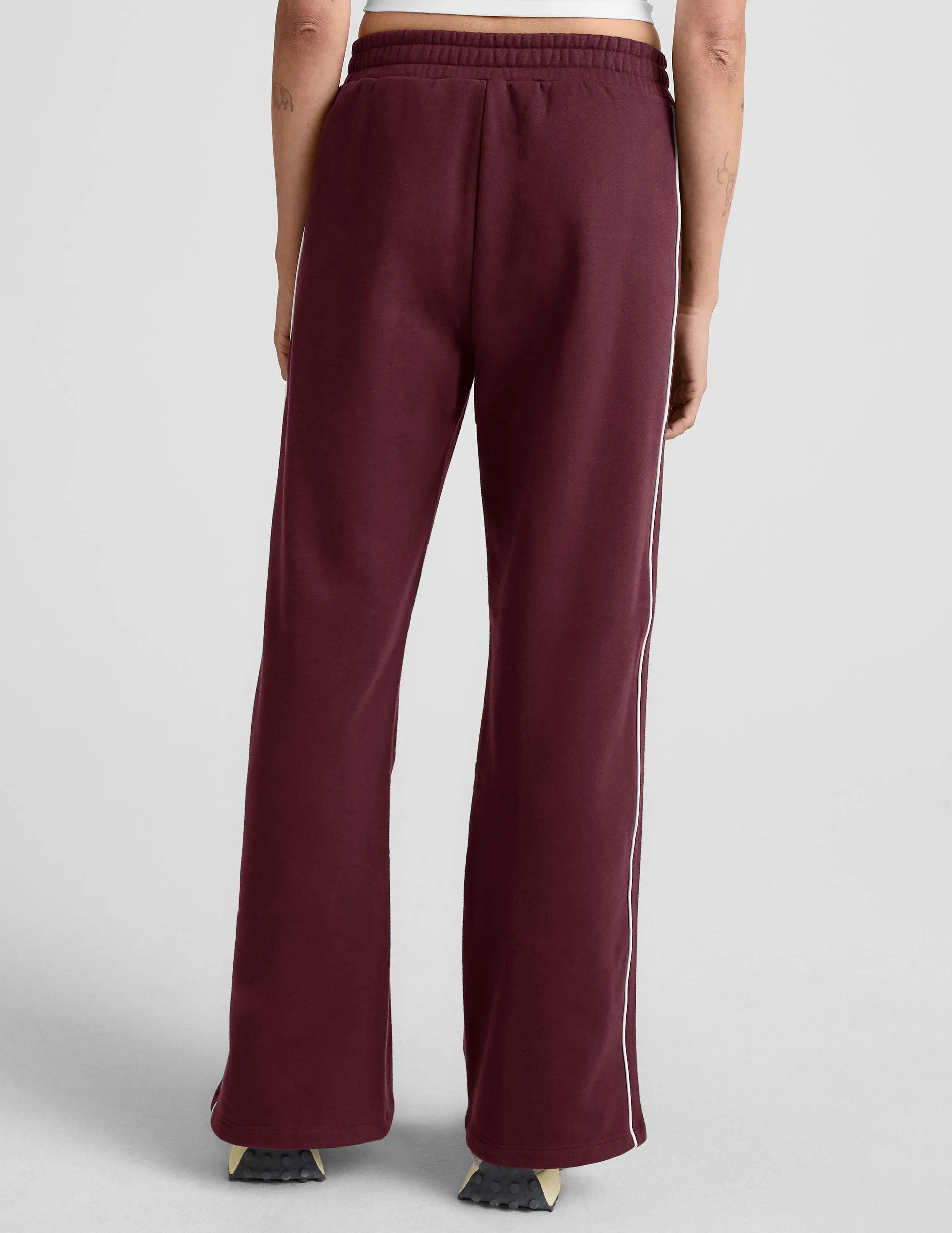 LuxeFleece Piper Wide Leg Pant sold by Beyond Yoga product image thumbnail 3