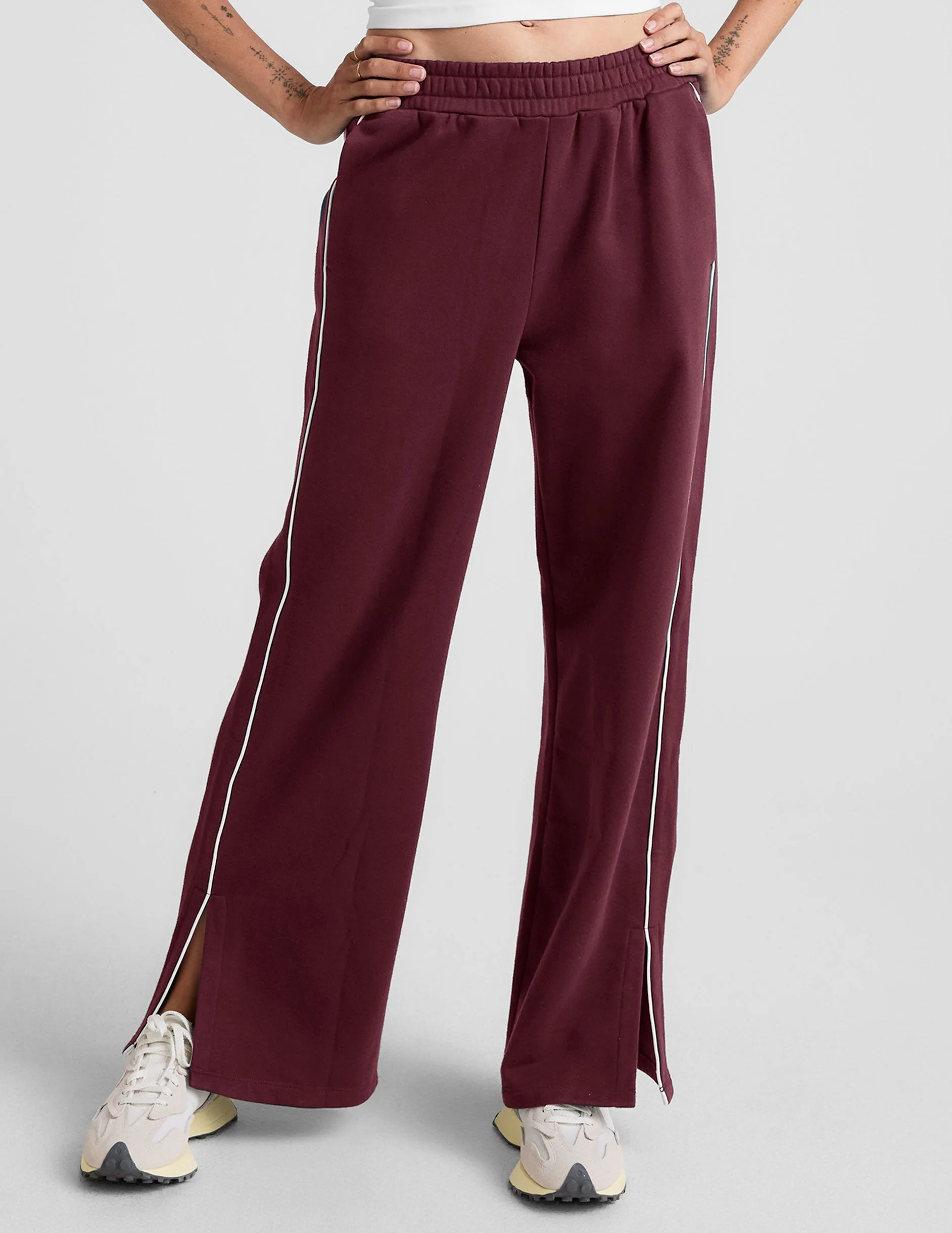 LuxeFleece Piper Wide Leg Pant sold by Beyond Yoga product image thumbnail 2