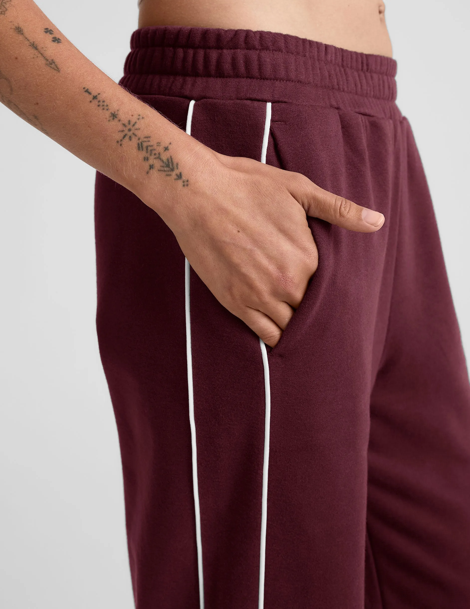 LuxeFleece Piper Wide Leg Pant sold by Beyond Yoga product image thumbnail 4