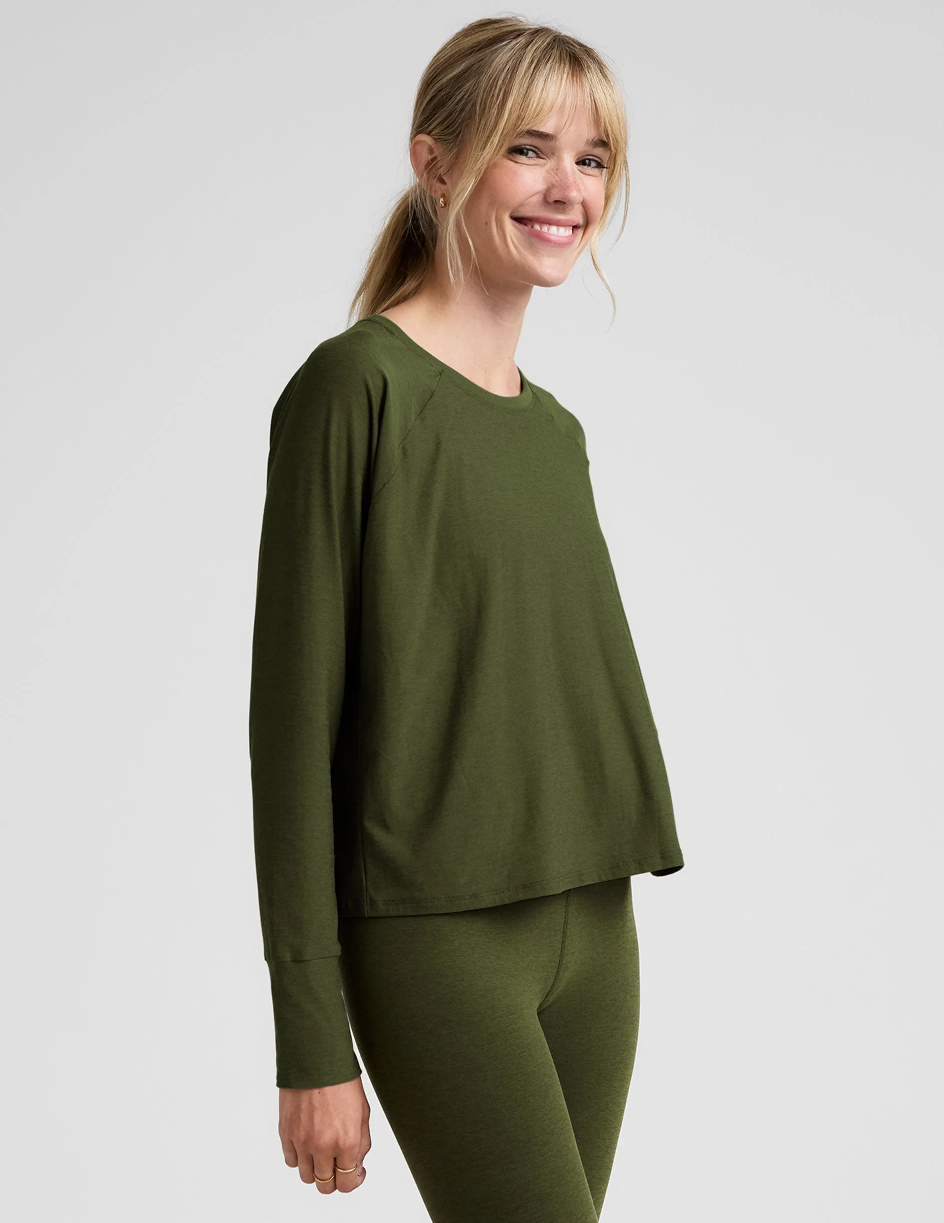 Featherweight Daydreamer Pullover sold by Beyond Yoga product image thumbnail 2