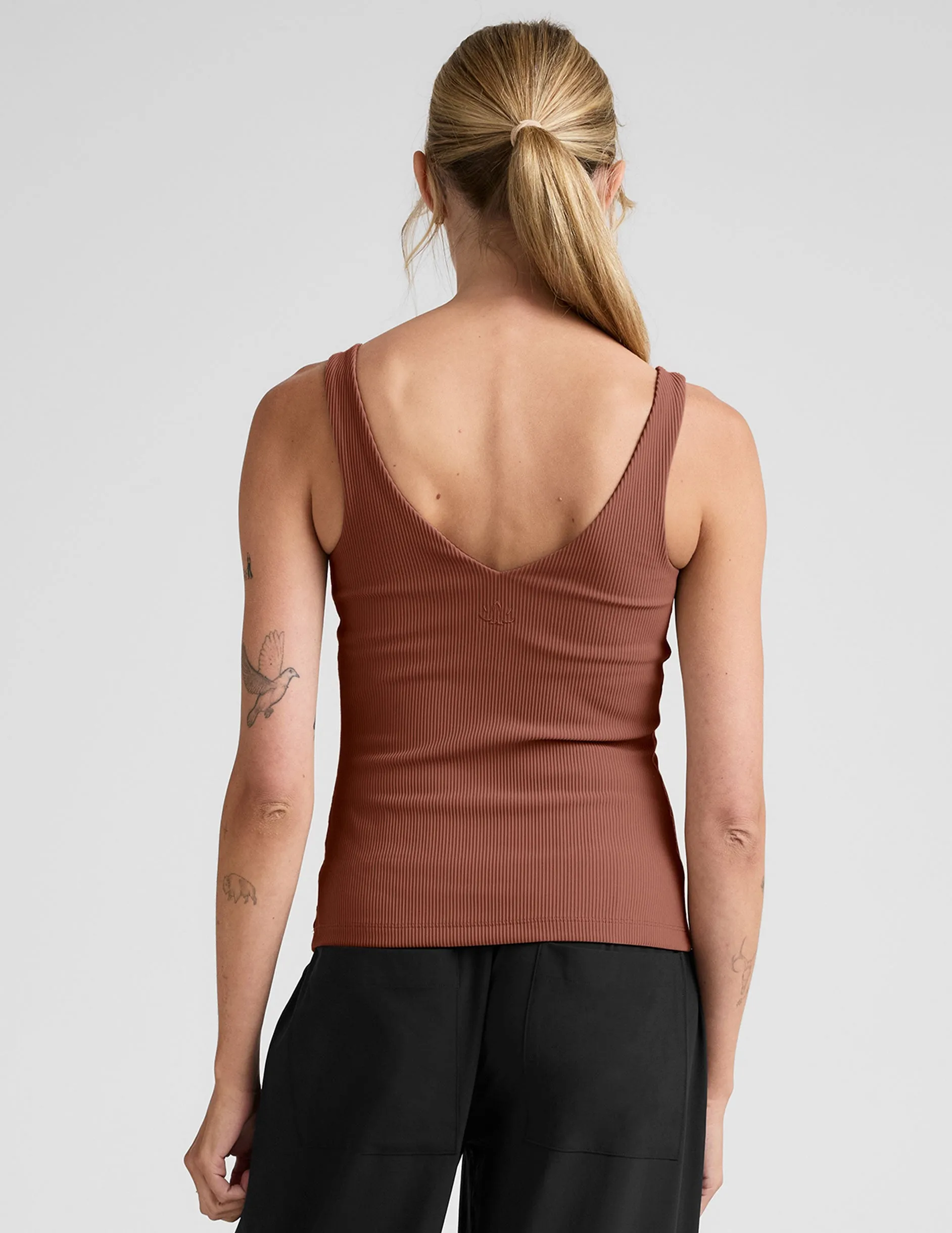Impulse Ribbed Classic Tank sold by Beyond Yoga product image thumbnail 3