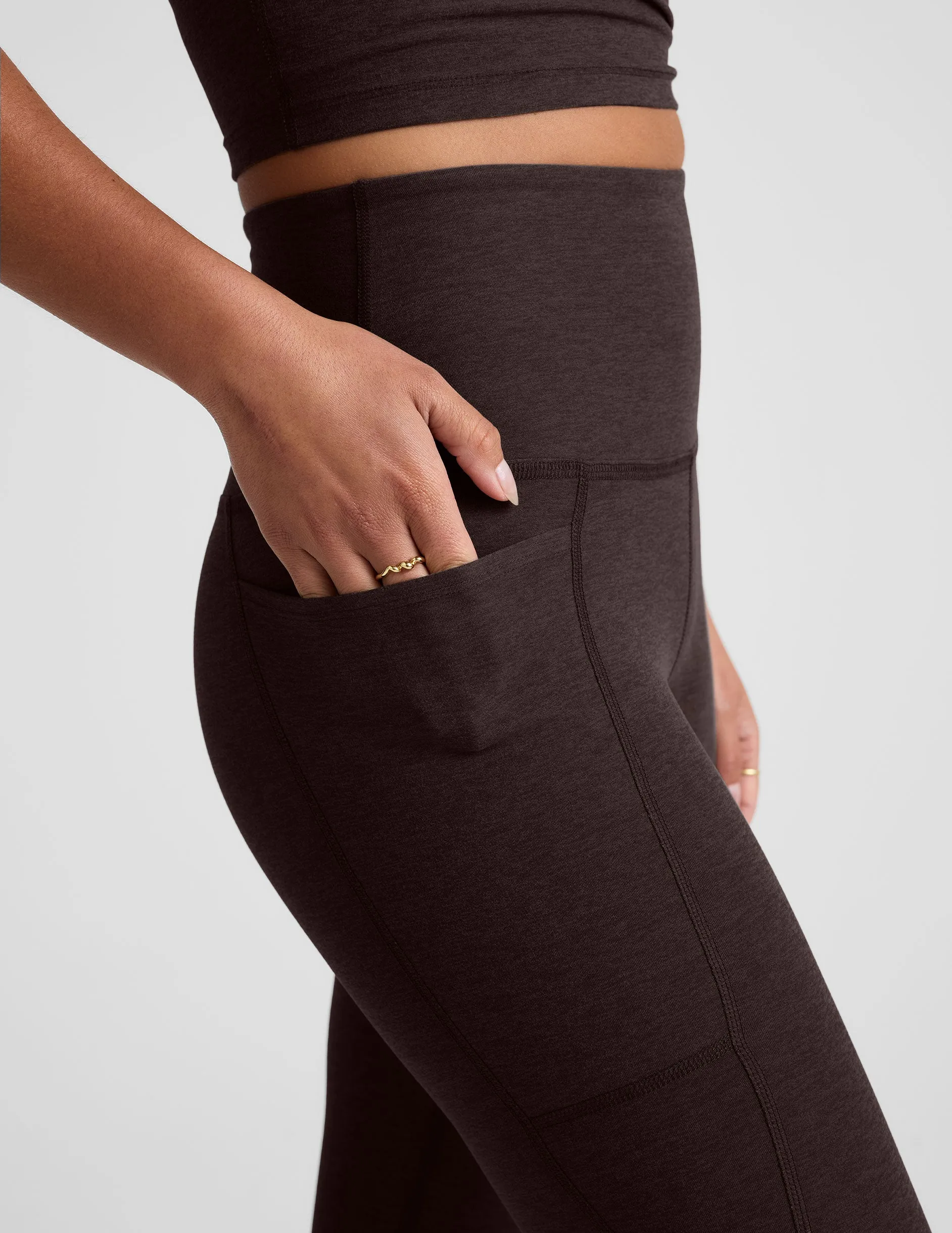 Spacedye Out Of Pocket High Waisted Capri Legging sold by Beyond Yoga product image thumbnail 2