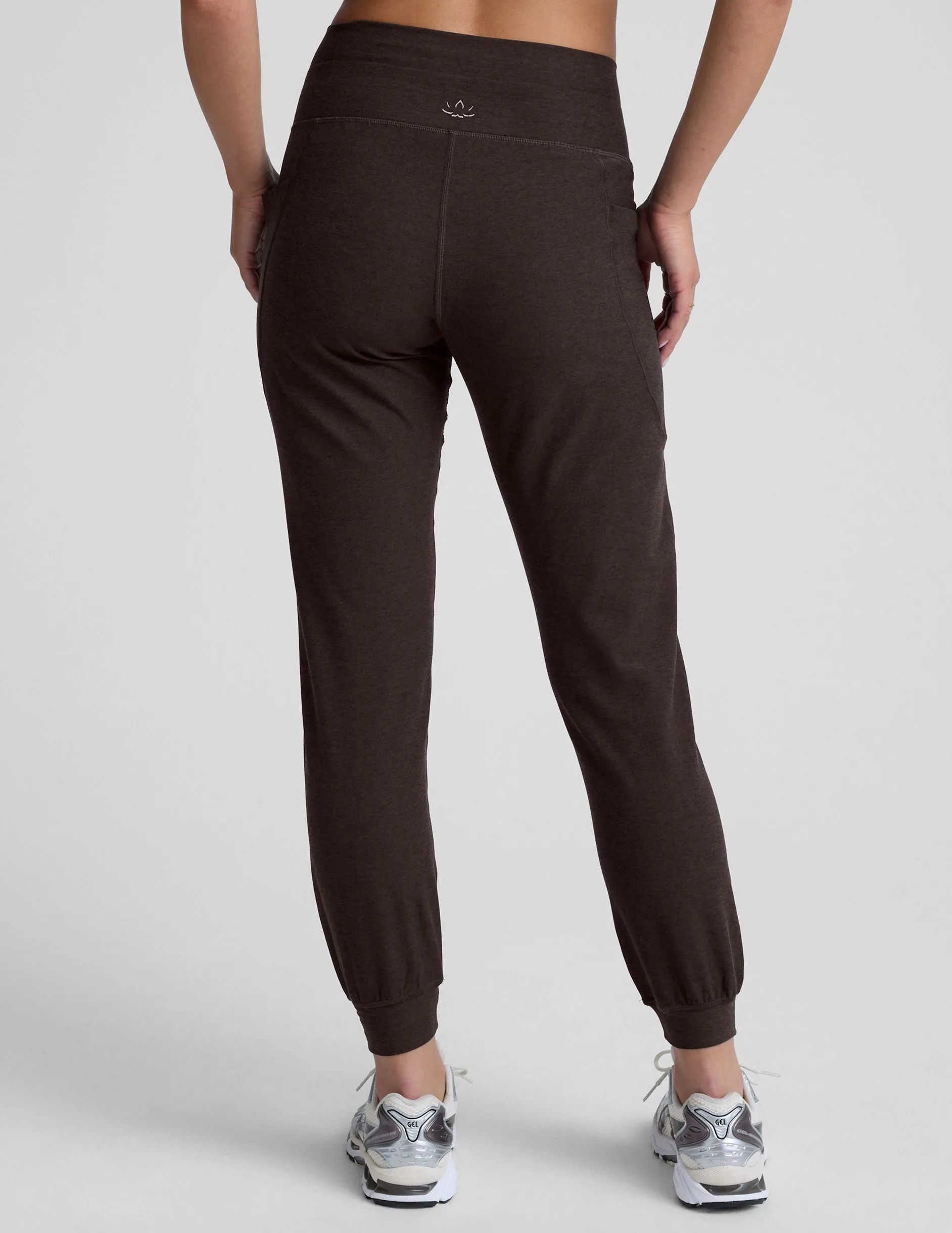 Spacedye Go Pocket Jogger sold by Beyond Yoga product image thumbnail 4