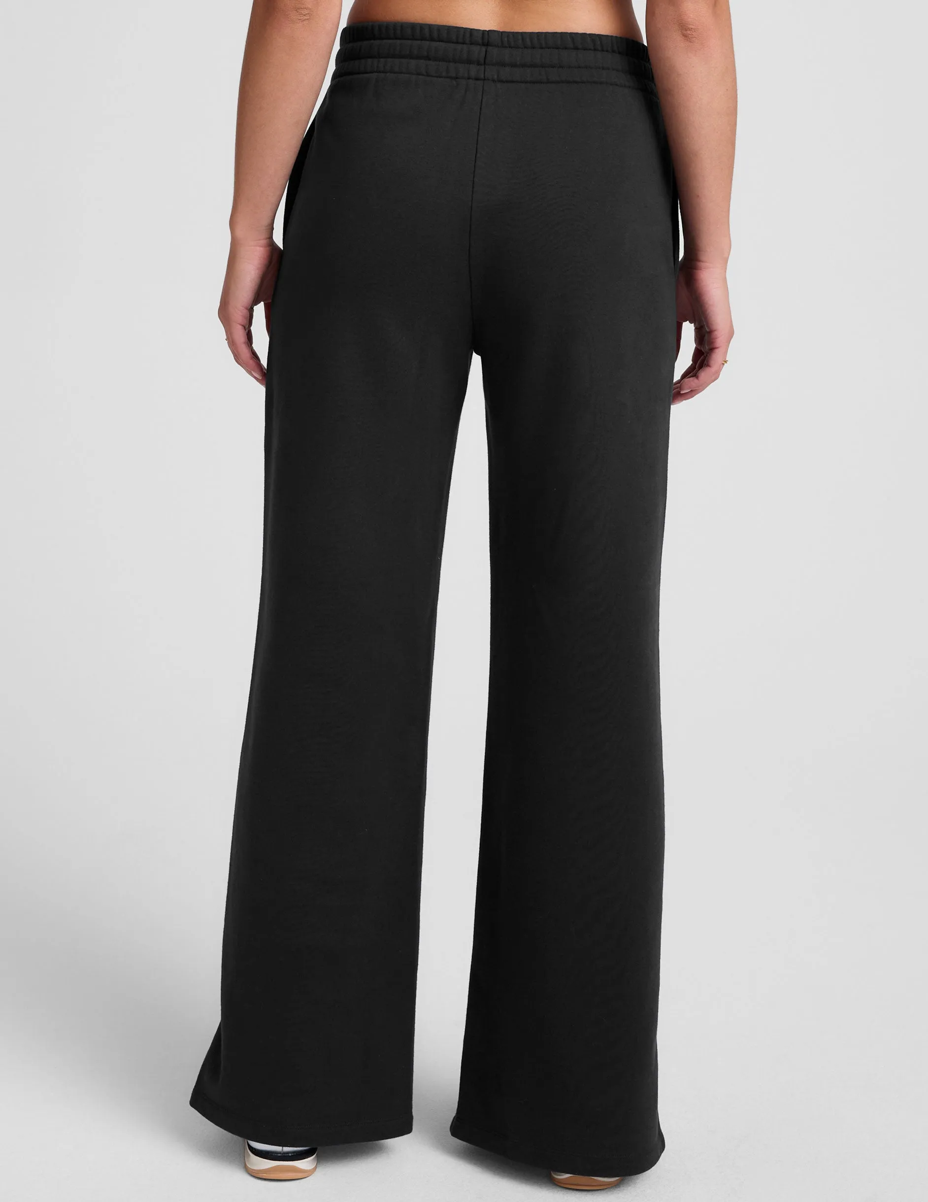 LuxeFleece Wide Leg Pant 31" sold by Beyond Yoga product image thumbnail 3