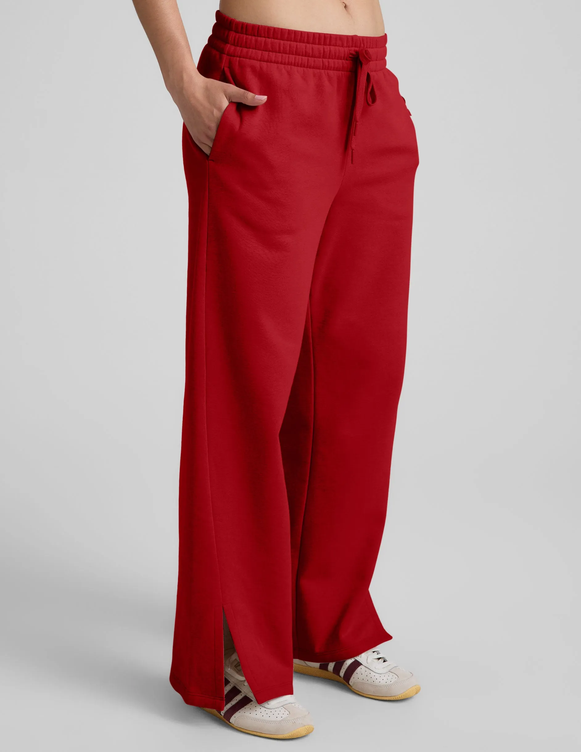 LuxeFleece Wide Leg Pant 29" sold by Beyond Yoga product image thumbnail 3