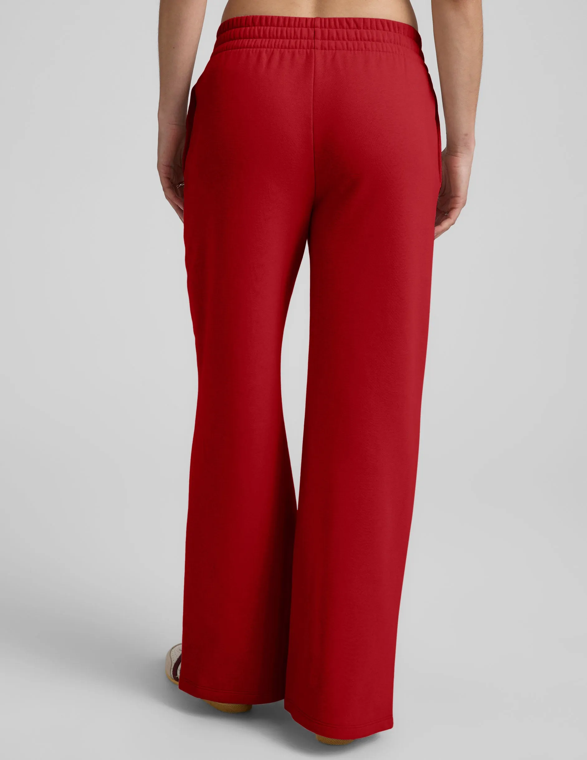 LuxeFleece Wide Leg Pant 29" sold by Beyond Yoga product image thumbnail 4