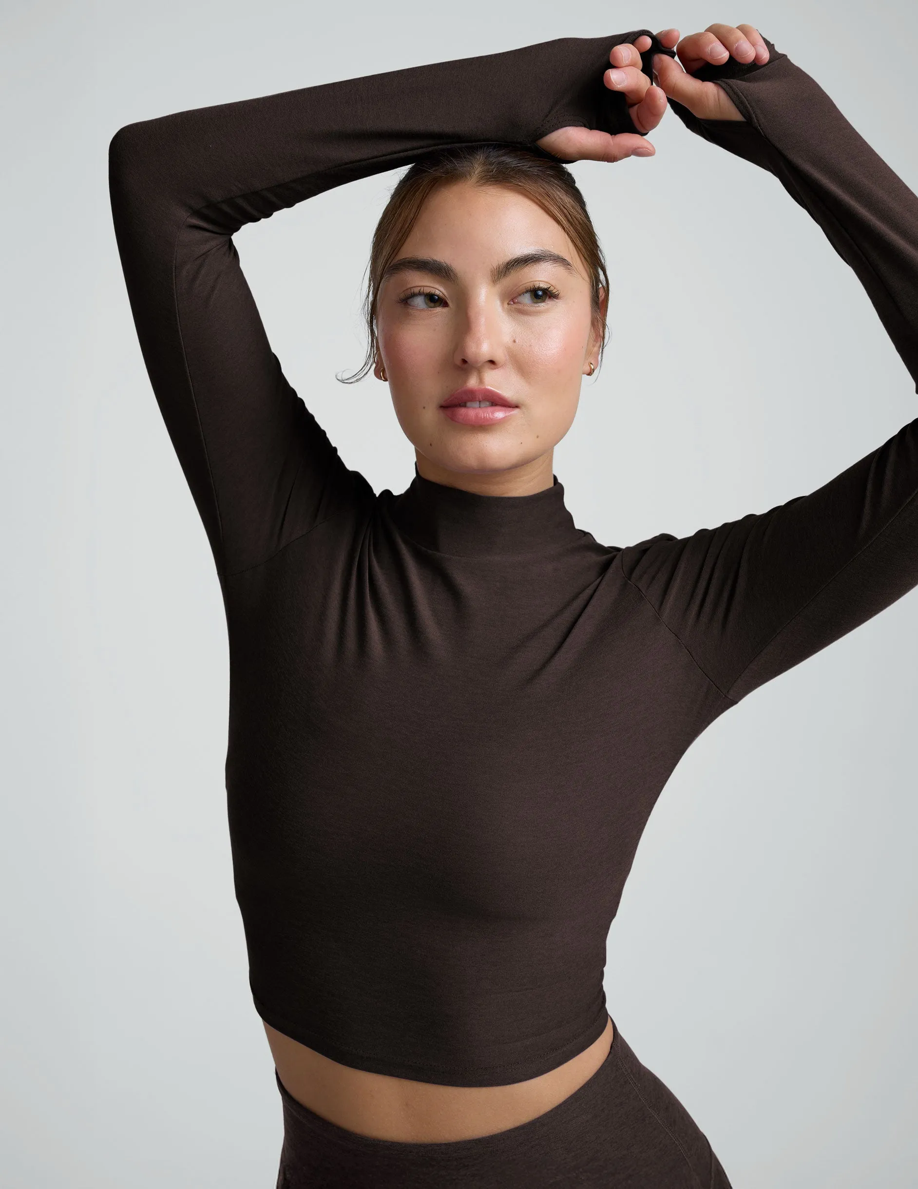 Featherweight Moving On Cropped Pullover sold by Beyond Yoga product image thumbnail 4