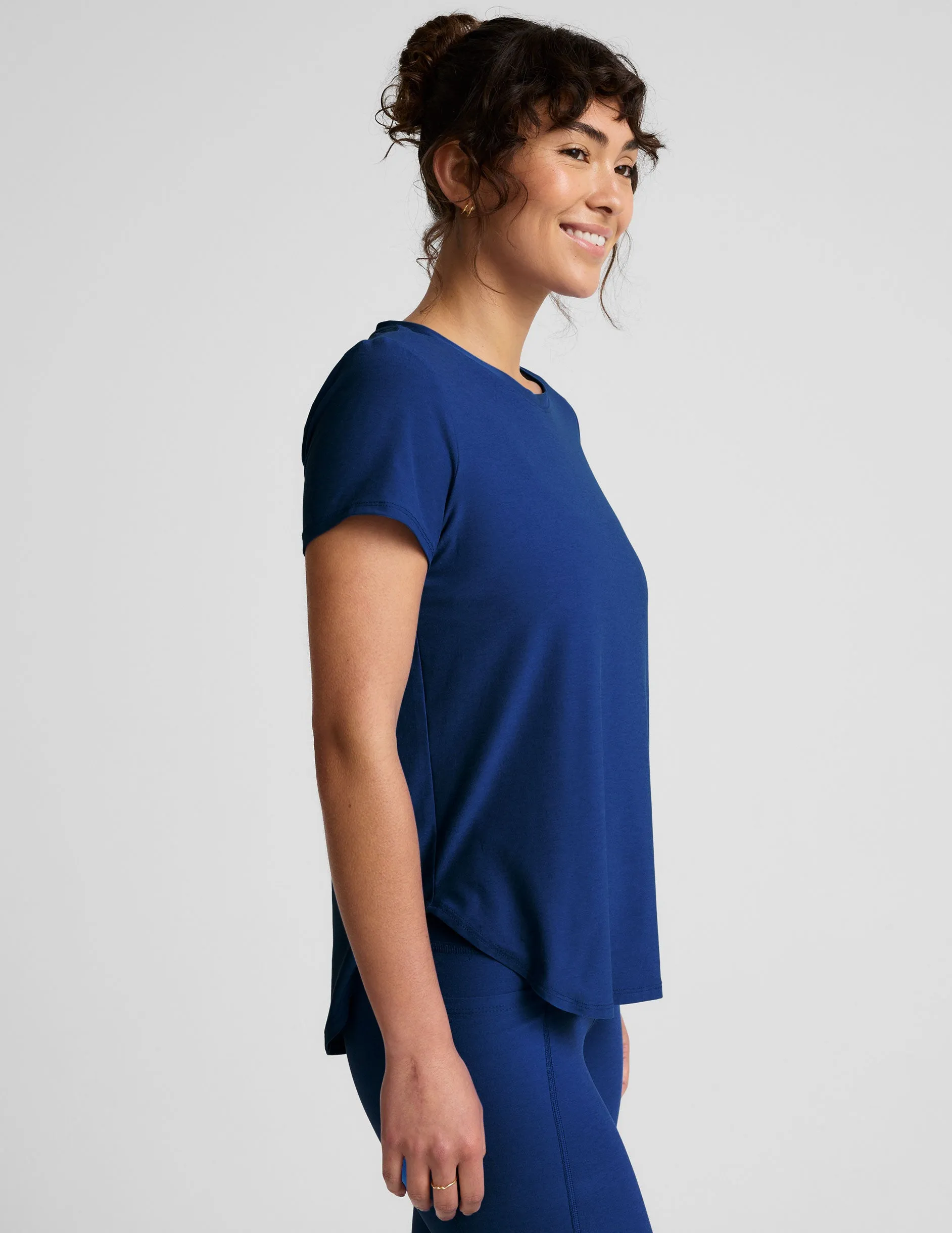 Featherweight On The Down Low Tee sold by Beyond Yoga product image thumbnail 2