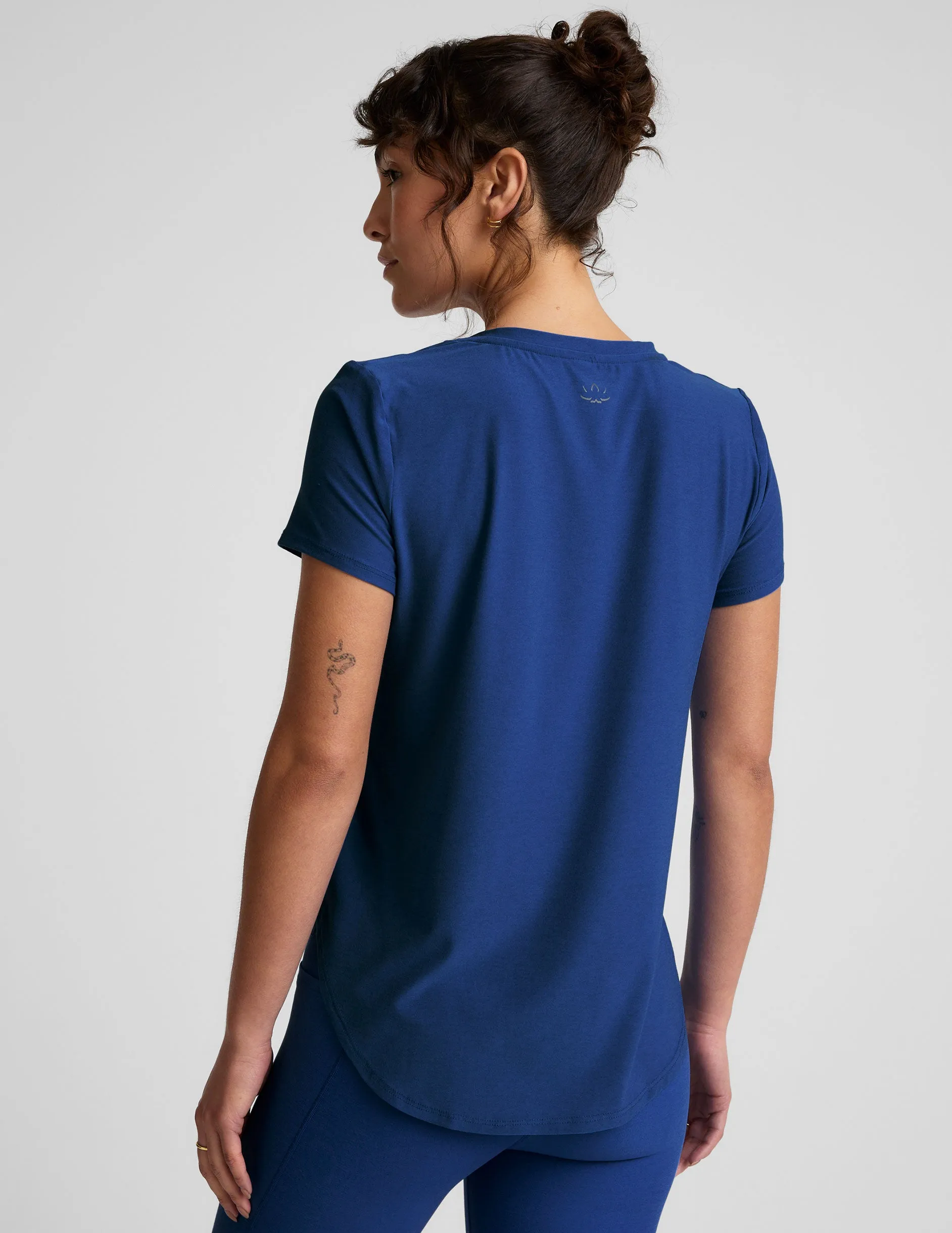 Featherweight On The Down Low Tee sold by Beyond Yoga product image thumbnail 3