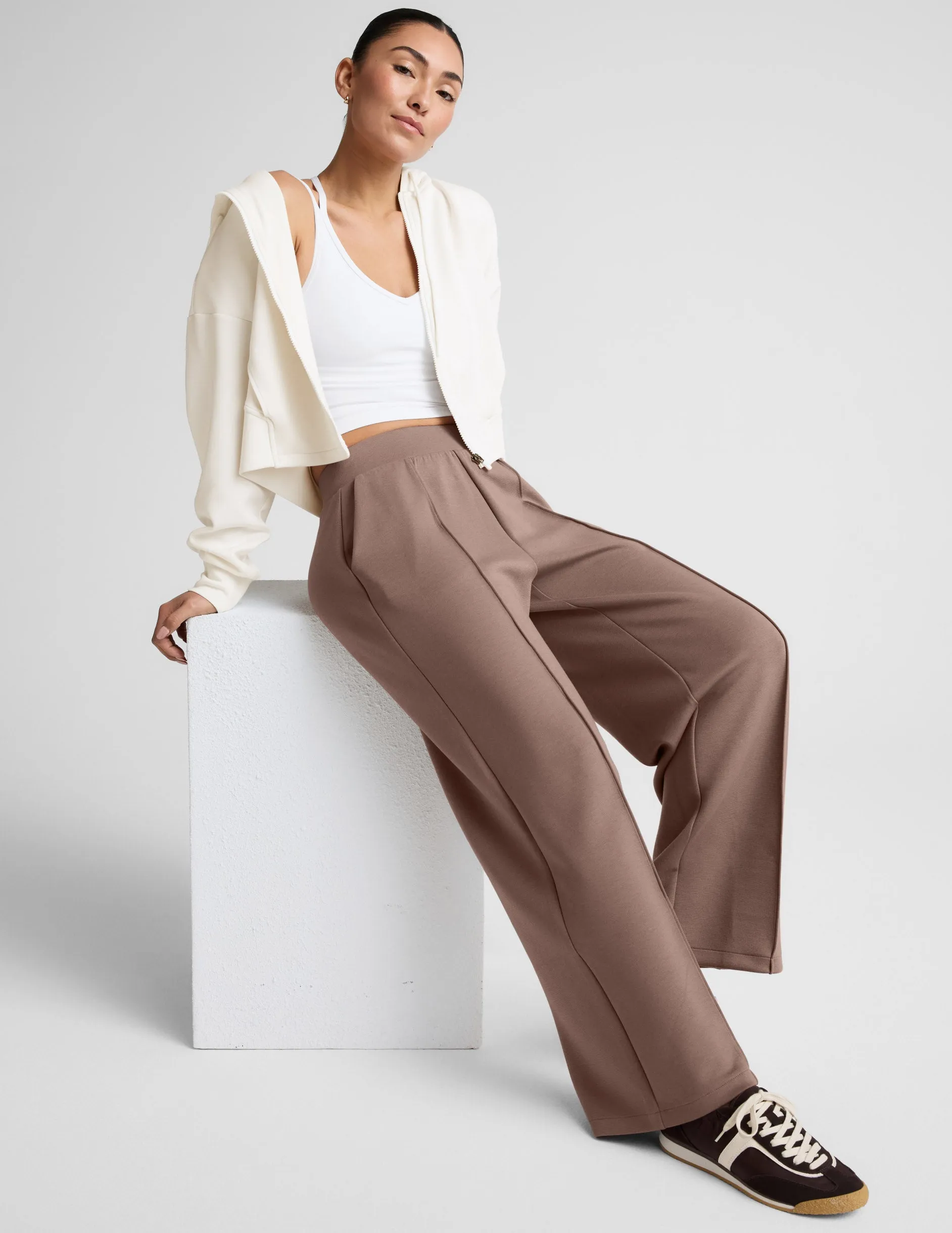 SoftSpring Wide Leg Pant 29" sold by Beyond Yoga product image thumbnail 5