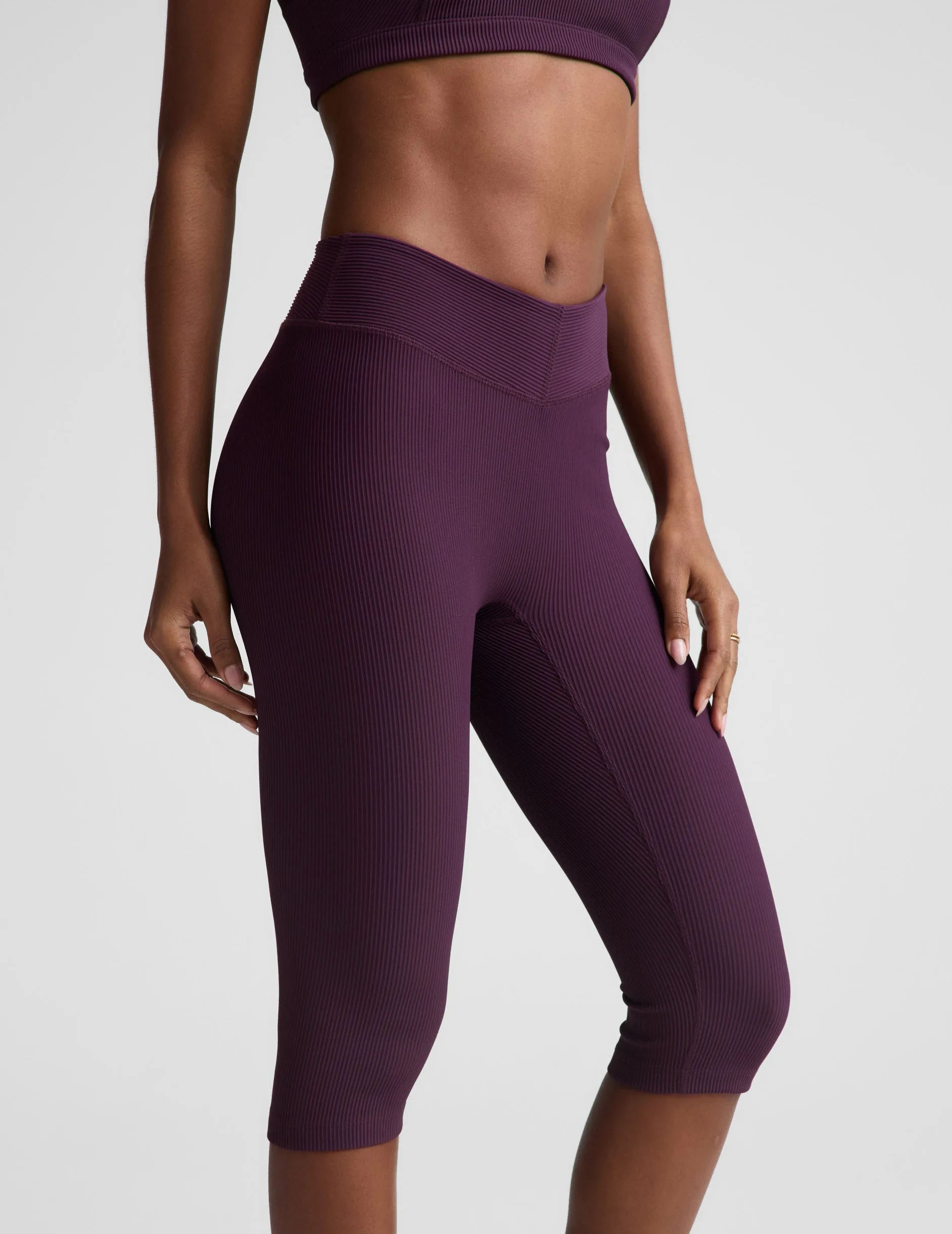 Impulse Ribbed V-Waist Pedal Pusher Legging sold by Beyond Yoga product image thumbnail 2