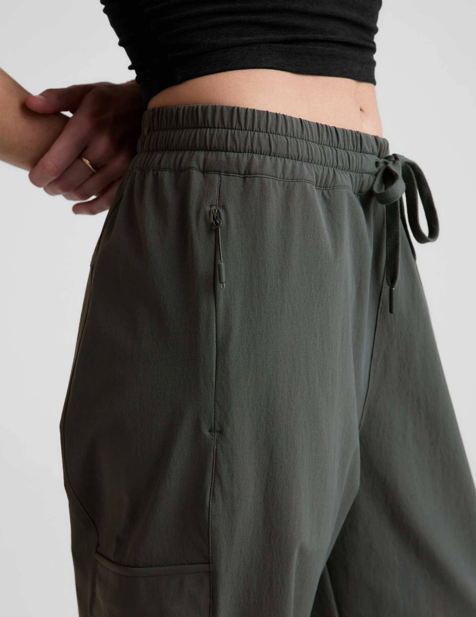 Peak Pant sold by Beyond Yoga product image thumbnail 4