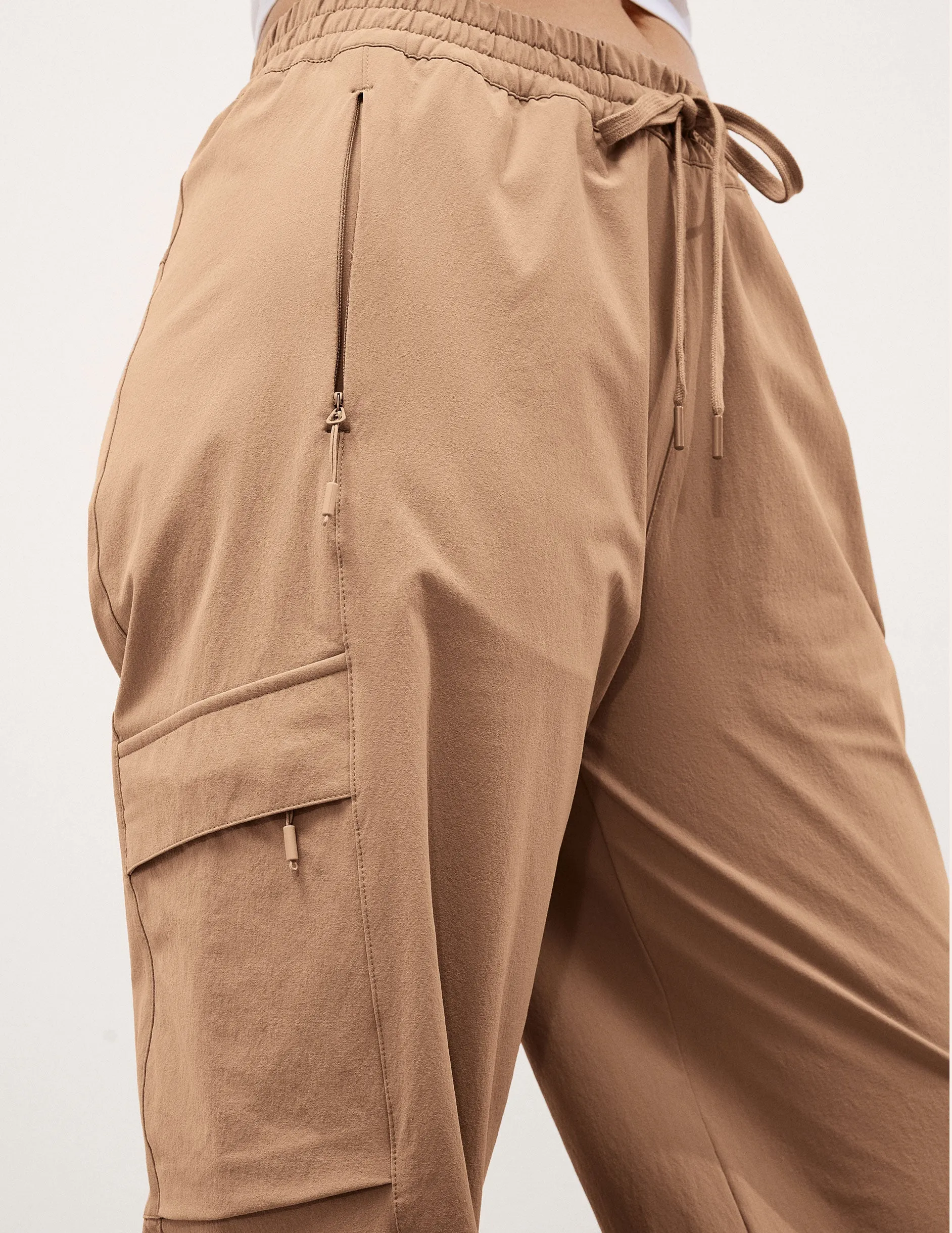 Peak Pant sold by Beyond Yoga product image thumbnail 3