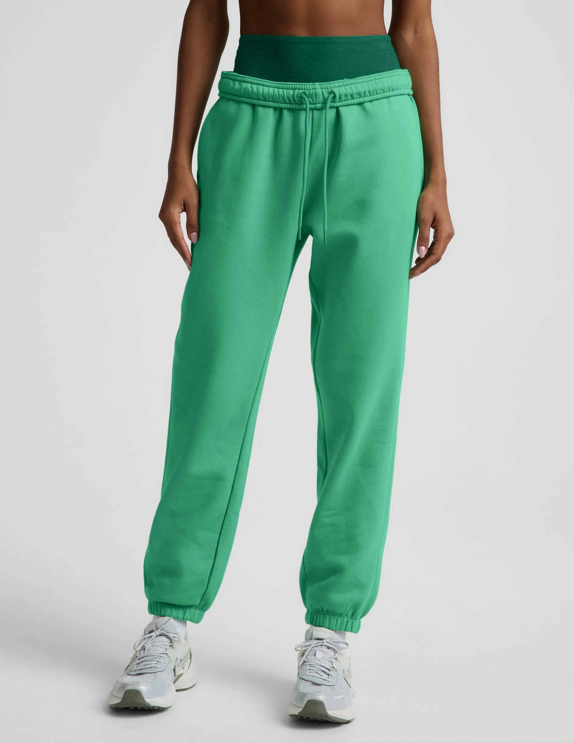 LuxeFleece 2.0™ Jogger 28" sold by Beyond Yoga product image thumbnail 2
