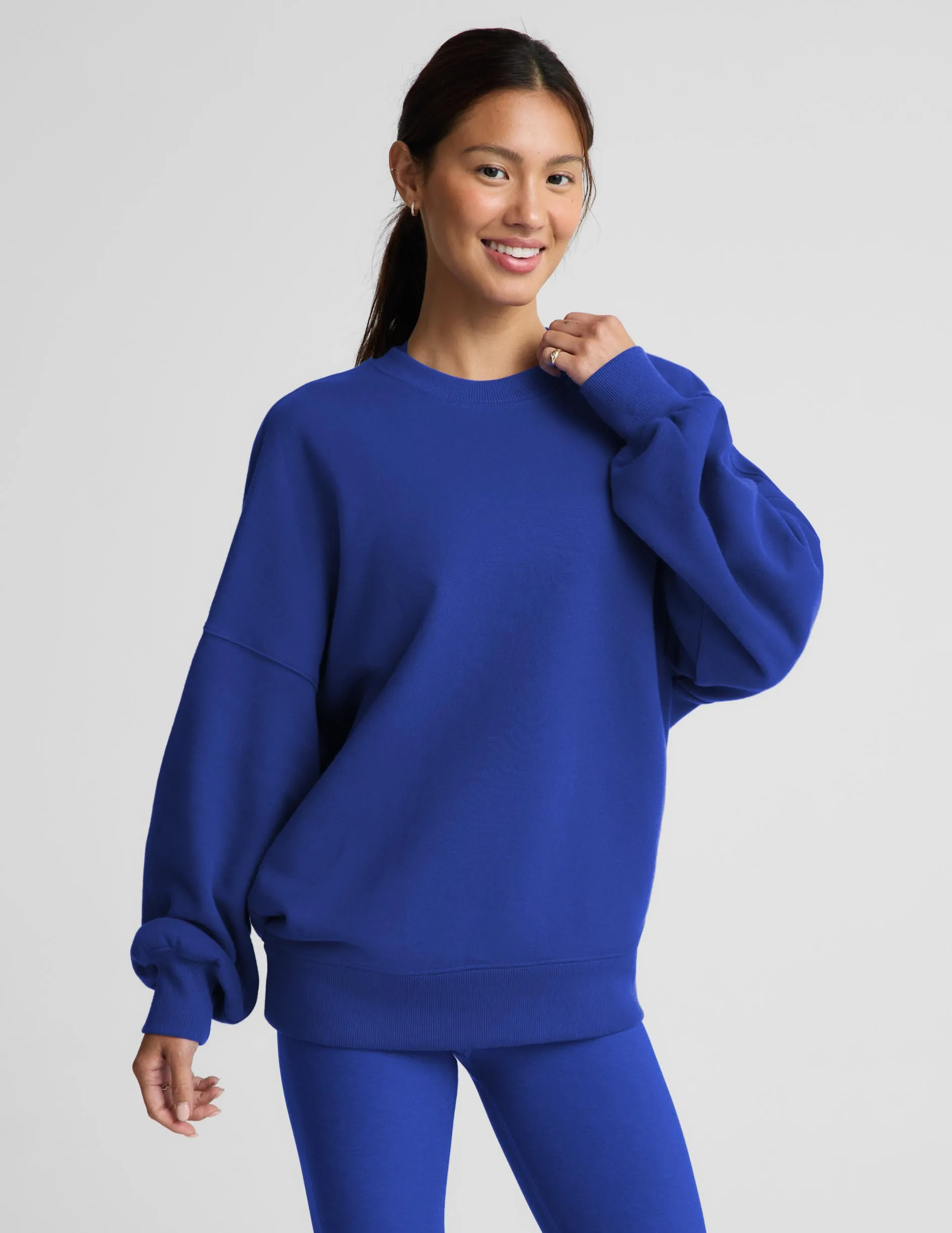 LuxeFleece 2.0™ Oversized Crewneck sold by Beyond Yoga product image thumbnail 2
