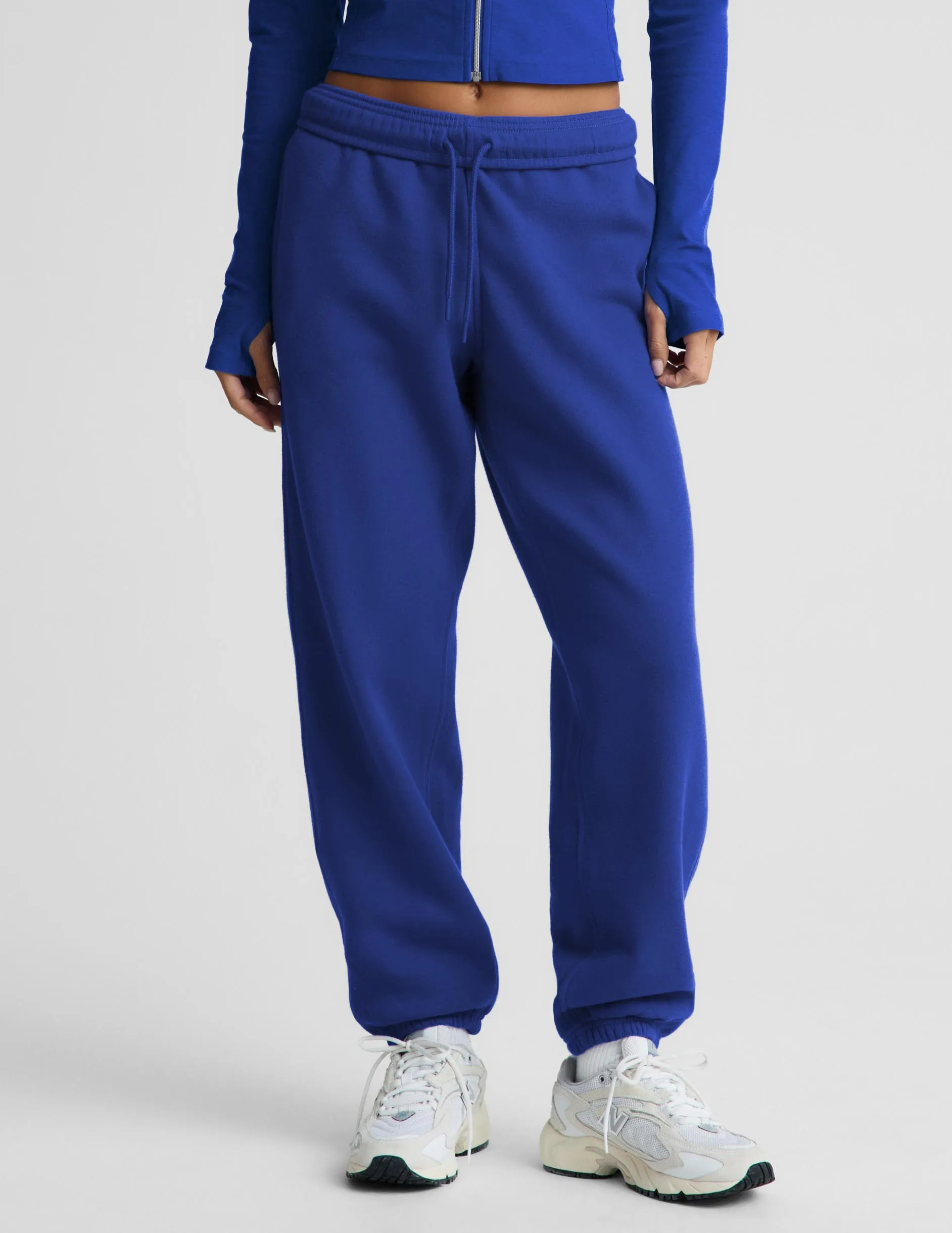 LuxeFleece 2.0™ Jogger 28" sold by Beyond Yoga product image thumbnail 2