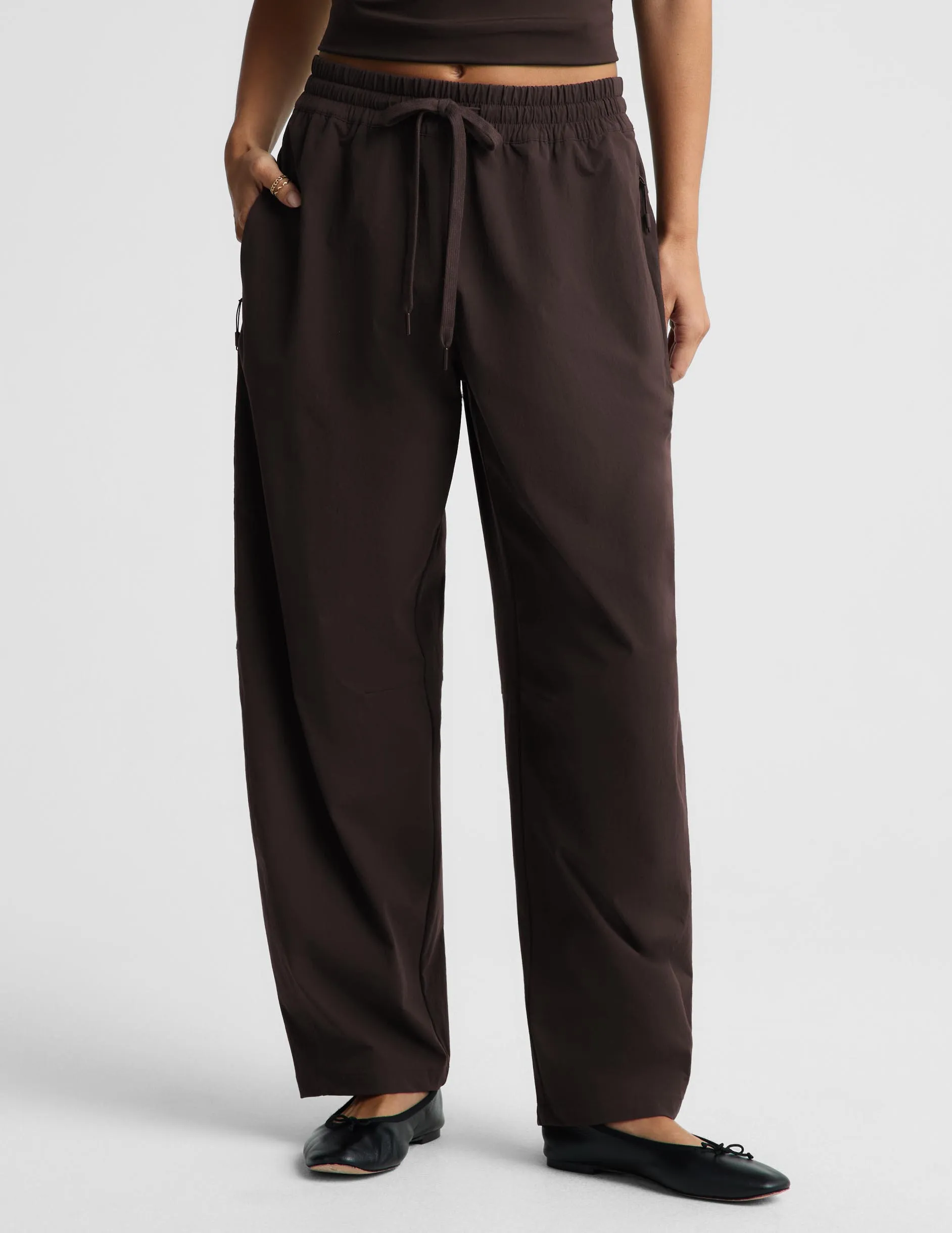 Peak Soft Taper Pant sold by Beyond Yoga product image thumbnail 2