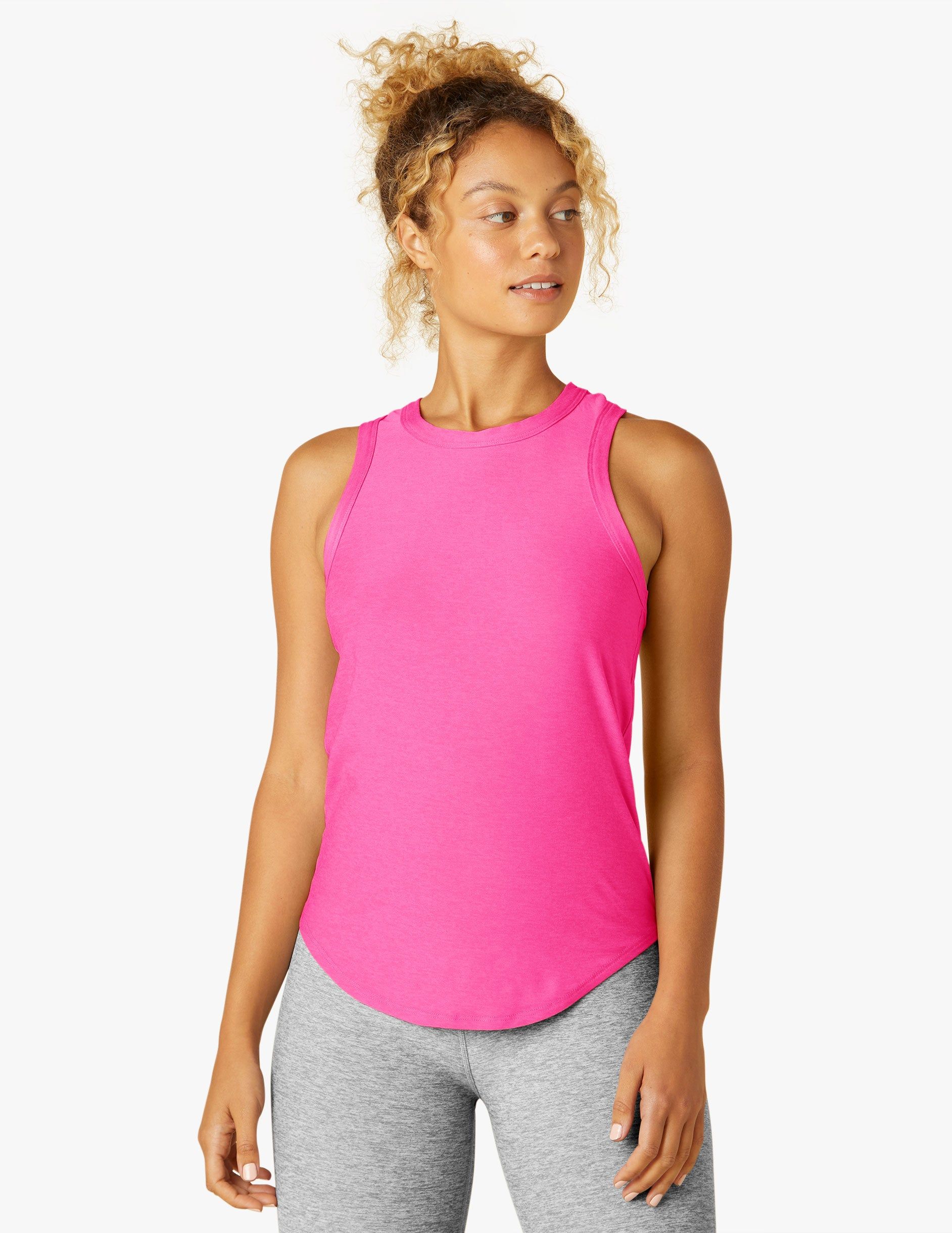 Featherweight Keep It Moving Tank sold by Beyond Yoga product image thumbnail 2
