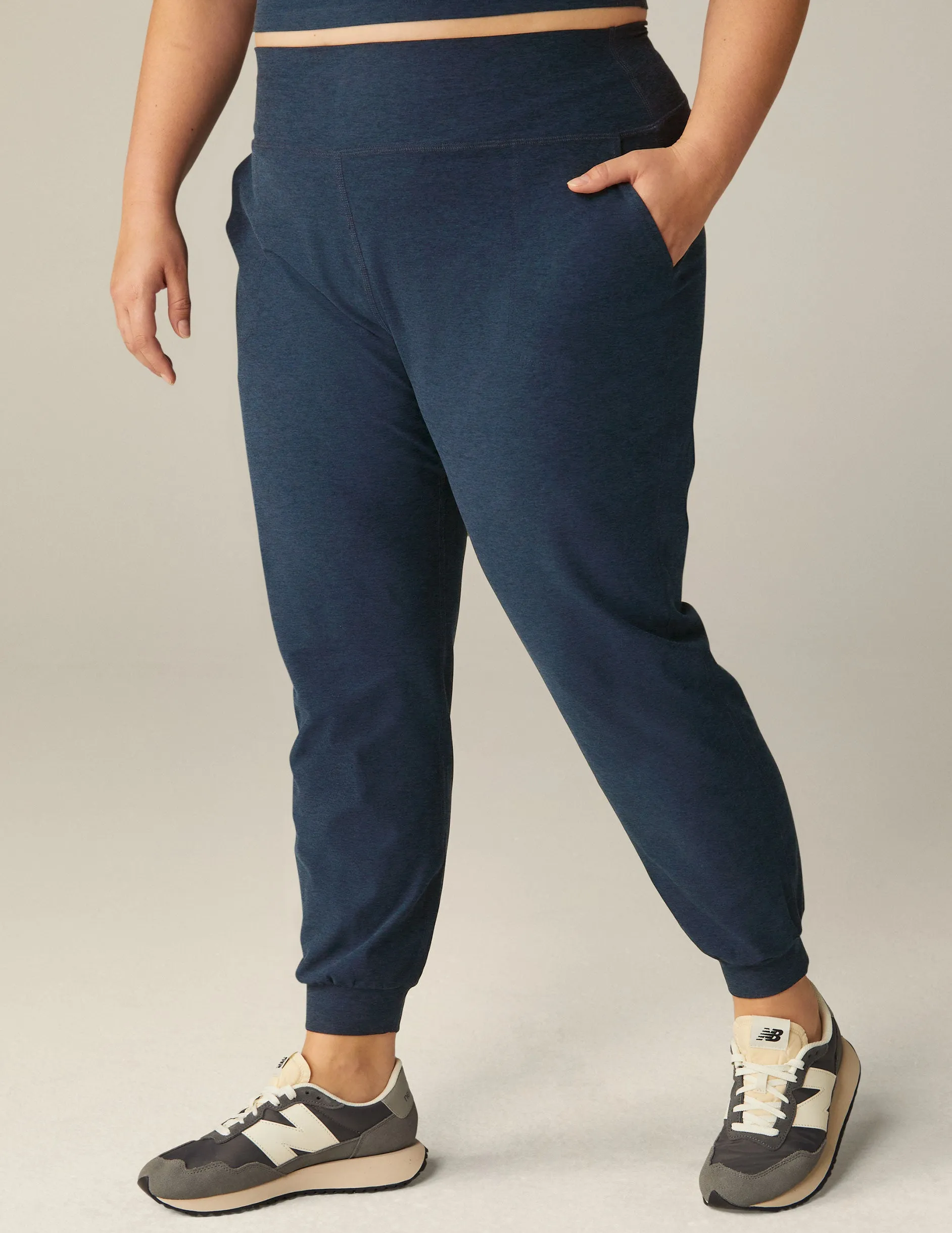 Spacedye™ Midi Jogger sold by Beyond Yoga product image thumbnail 5